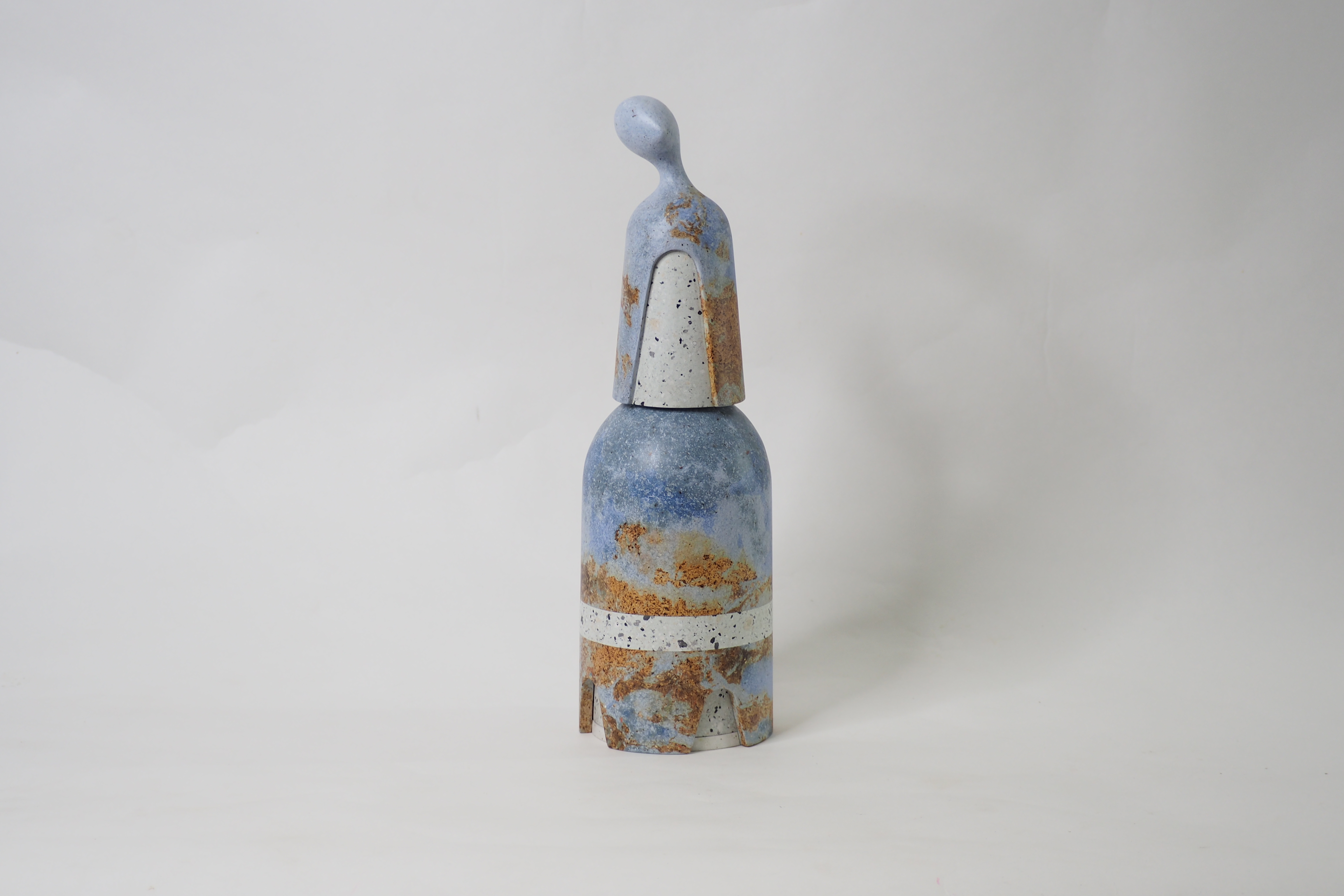 MS. DUAL NO.1  :  PAPER SCULPTURE  -  Our designs give new life to recycled paper and other natural materials,  Handmade sculptures , Which is created piece by piece.