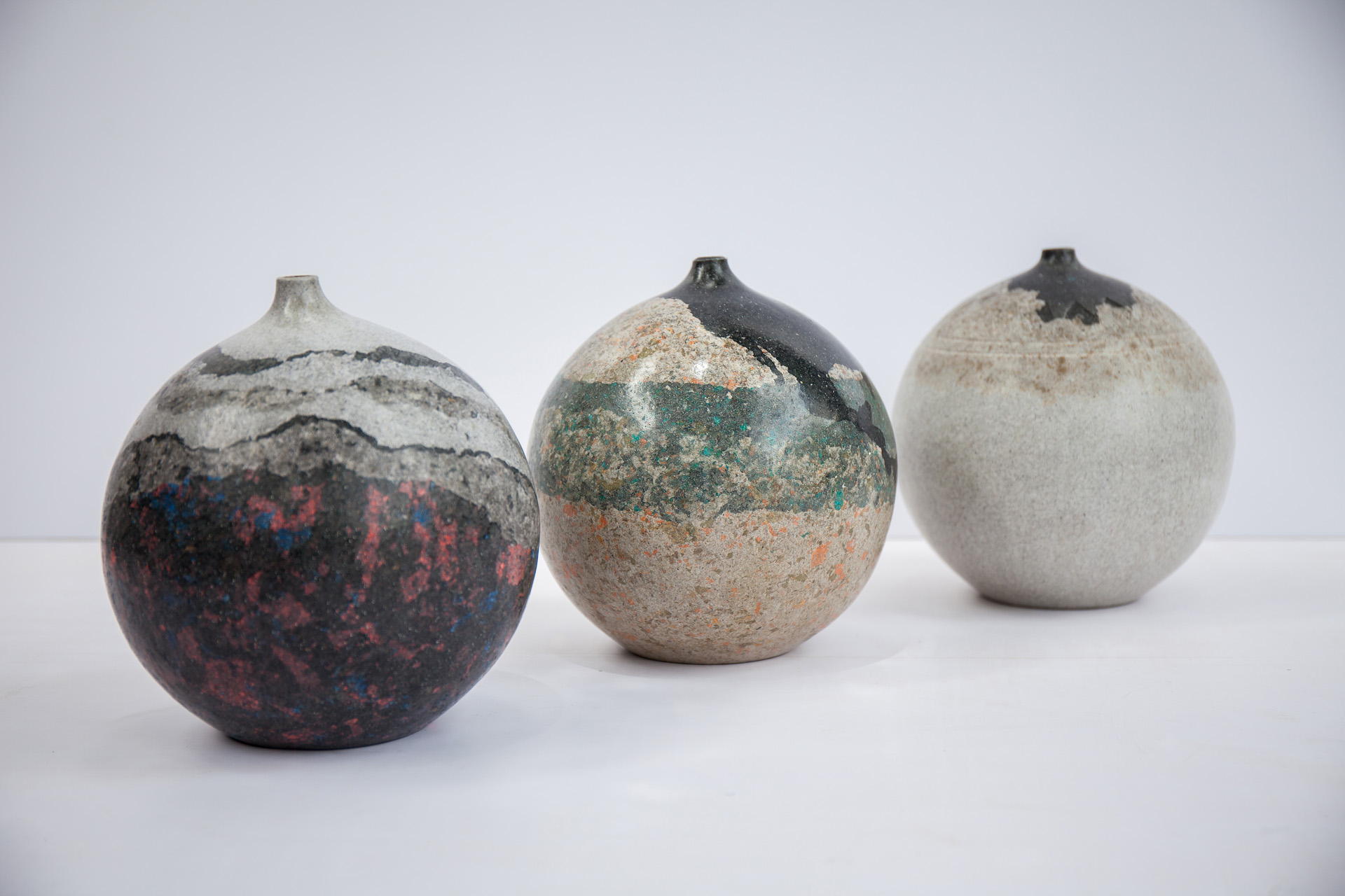 103PAPER NO.9 : PAPER VASE - Our designs give new life to recycled paper and other natural materials, Handmade sculptures , Which is created piece by piece. 103PAPER NO.9 : PAPER VASE - Our designs give new life to recycled paper and other natural materials, Handmade sculptures , Which is created piece by piece.