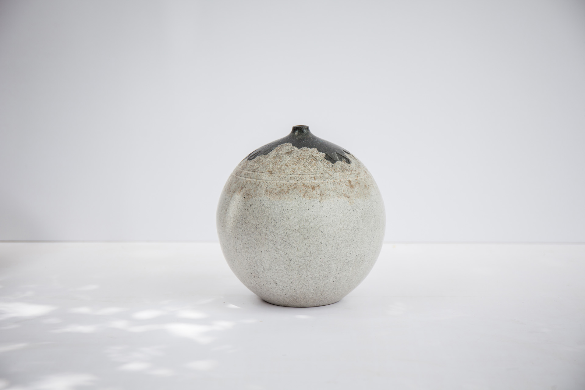 103PAPER NO.9 : PAPER VASE - Our designs give new life to recycled paper and other natural materials, Handmade sculptures , Which is created piece by piece. 103PAPER NO.9 : PAPER VASE - Our designs give new life to recycled paper and other natural materials, Handmade sculptures , Which is created piece by piece.
