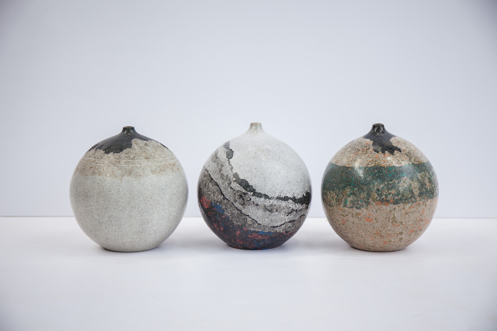 103PAPER NO.9 : PAPER VASE - Our designs give new life to recycled paper and other natural materials, Handmade sculptures , Which is created piece by piece. 103PAPER NO.9 : PAPER VASE - Our designs give new life to recycled paper and other natural materials, Handmade sculptures , Which is created piece by piece.