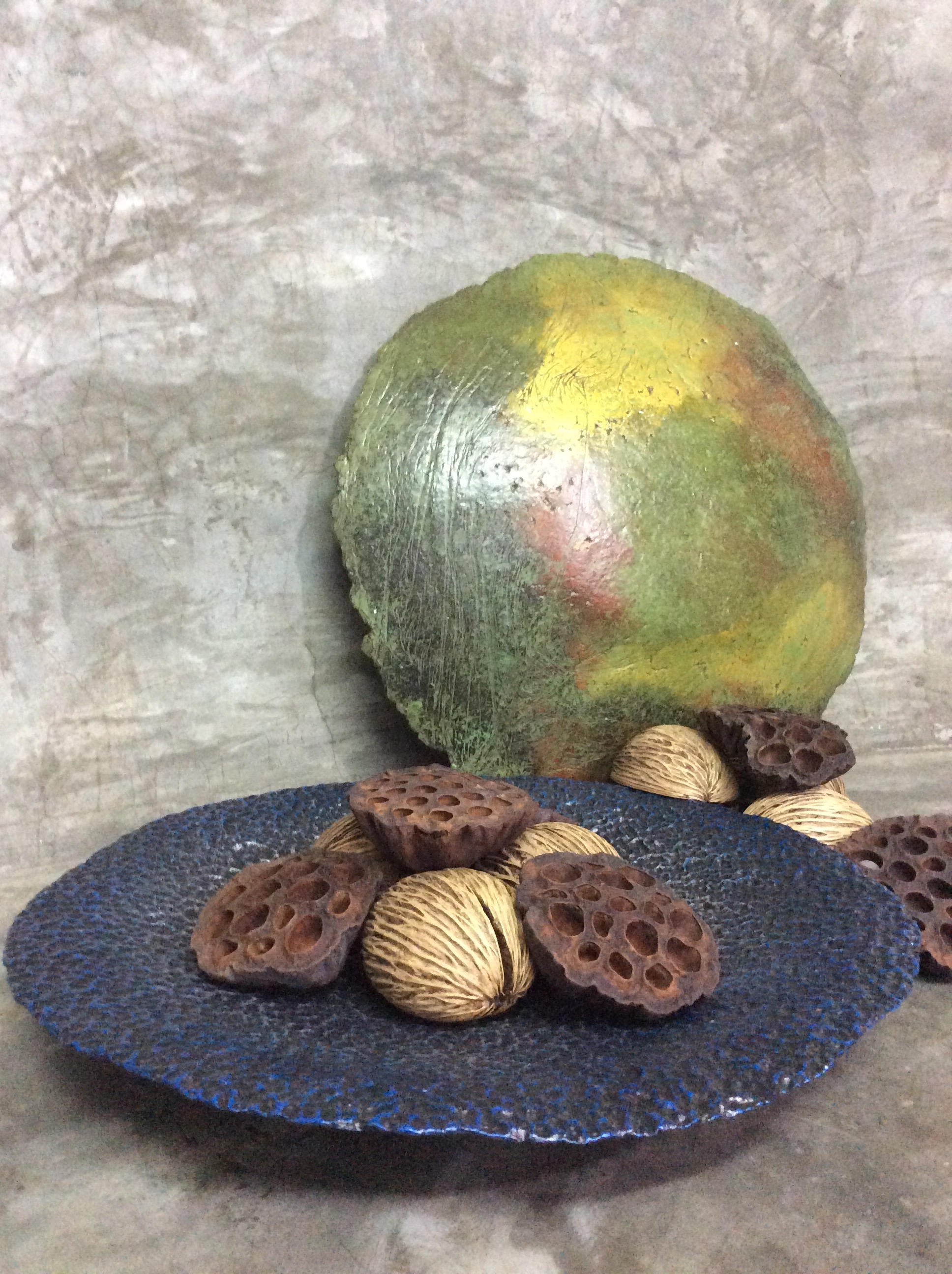 103PAPER NO.15 : PAPER TRAY -  Our designs give new life to recycled paper and other natural materials,  Handmade sculptures , Which is created piece by piece.