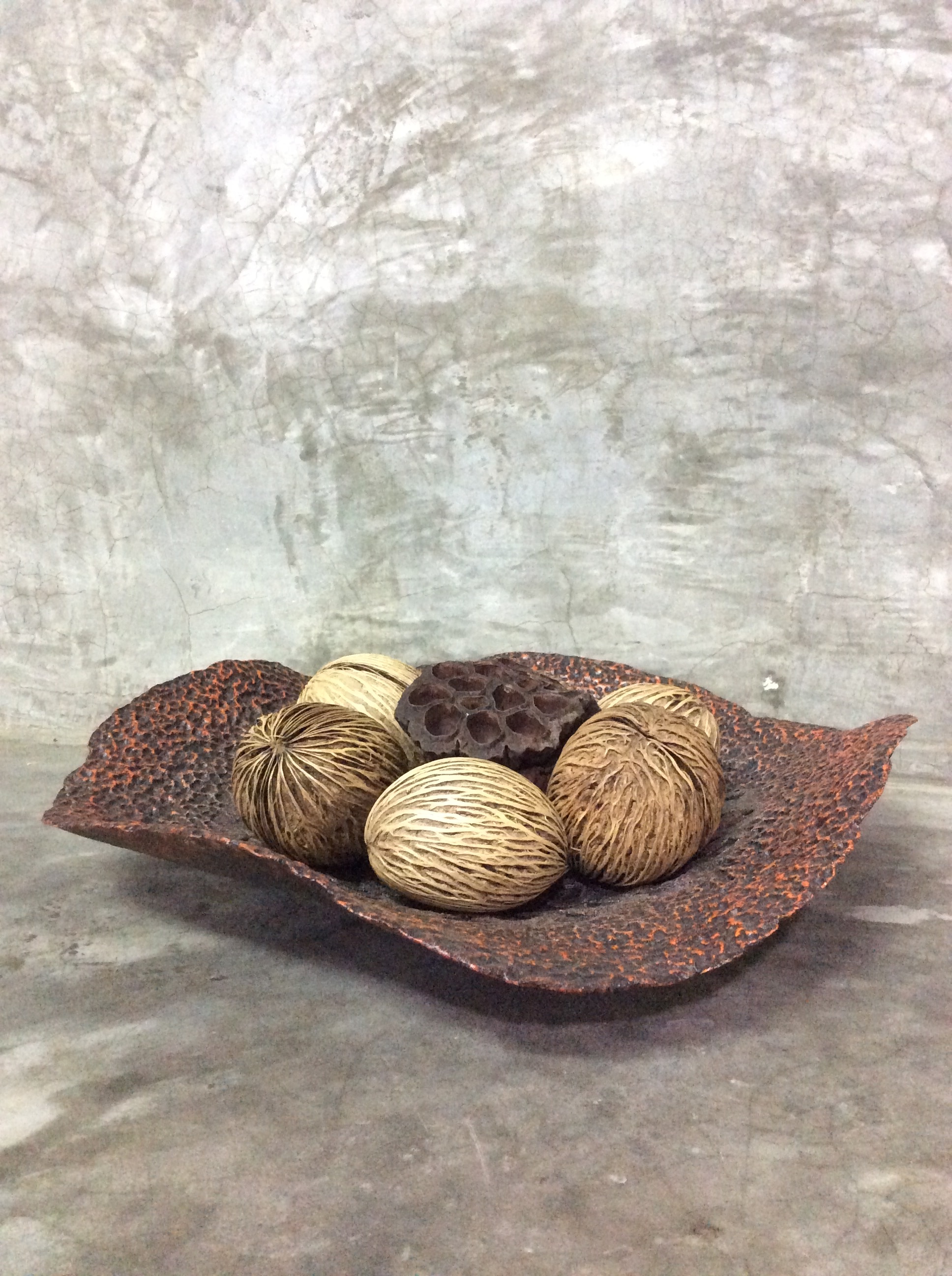 103PAPER NO.15 : PAPER TRAY -  Our designs give new life to recycled paper and other natural materials,  Handmade sculptures , Which is created piece by piece.