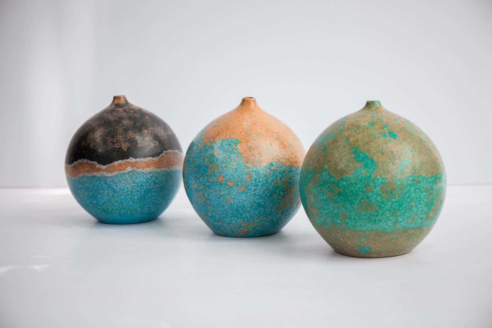 103PAPER NO.19 : PAPER VASE - Our designs give new life to recycled paper and other natural materials, Handmade sculptures , Which is created piece by piece. 103PAPER NO.19 : PAPER VASE - Our designs give new life to recycled paper and other natural materials, Handmade sculptures , Which is created piece by piece.