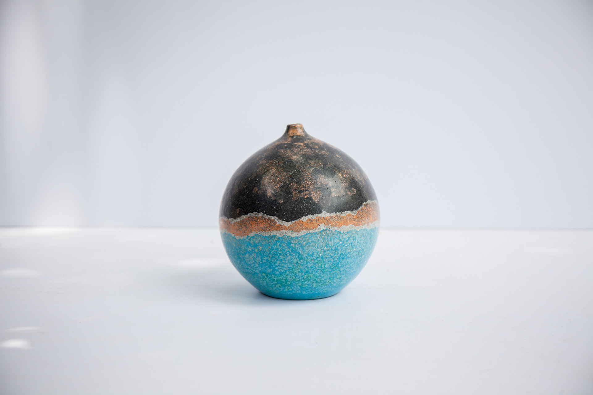 103PAPER NO.19 : PAPER VASE - Our designs give new life to recycled paper and other natural materials, Handmade sculptures , Which is created piece by piece. 103PAPER NO.19 : PAPER VASE - Our designs give new life to recycled paper and other natural materials, Handmade sculptures , Which is created piece by piece.