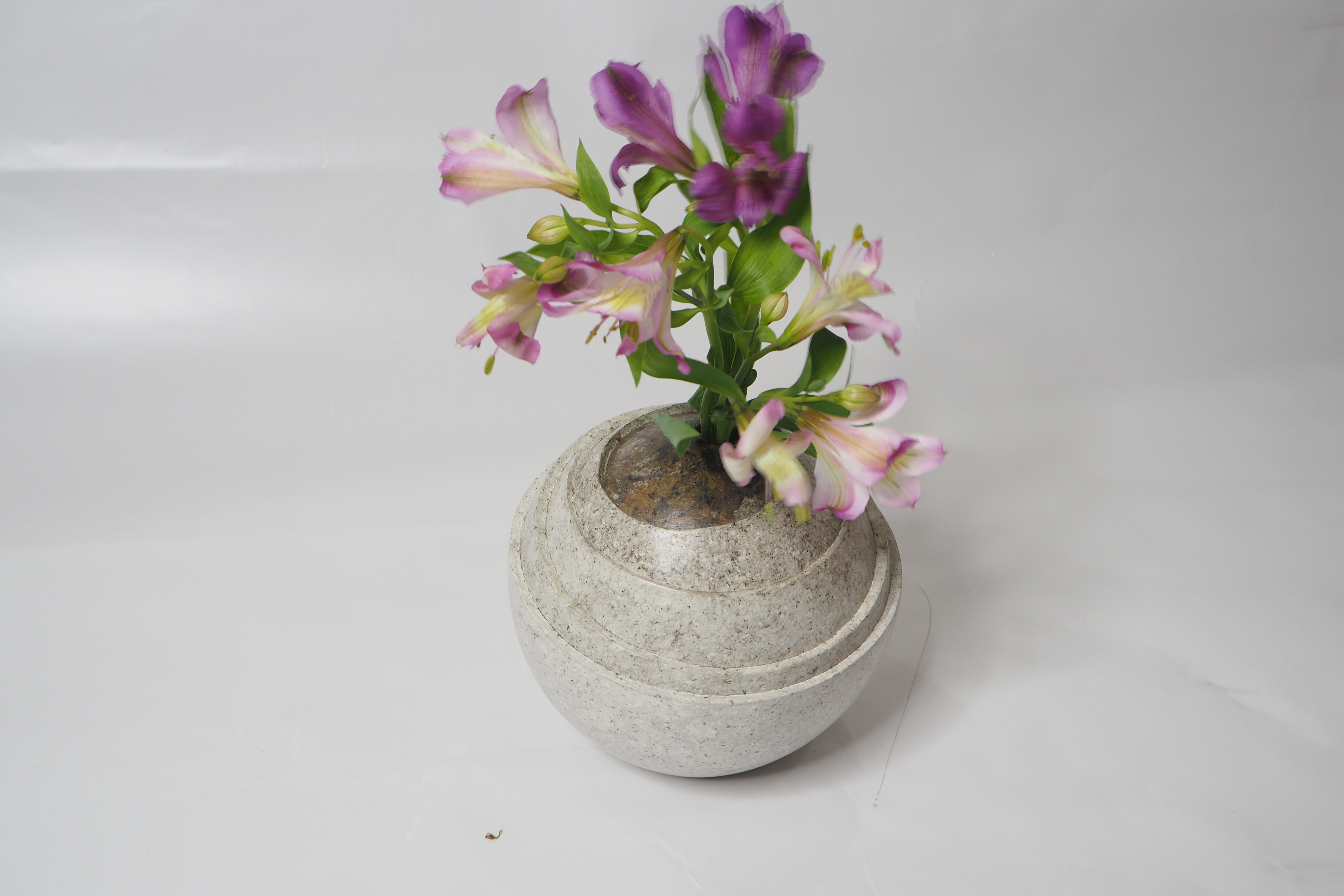 103PAPER NO.50  :  PAPER VASE  -  Our designs give new life to recycled paper and other natural materials,  Handmade sculptures , Which is created piece by piece.