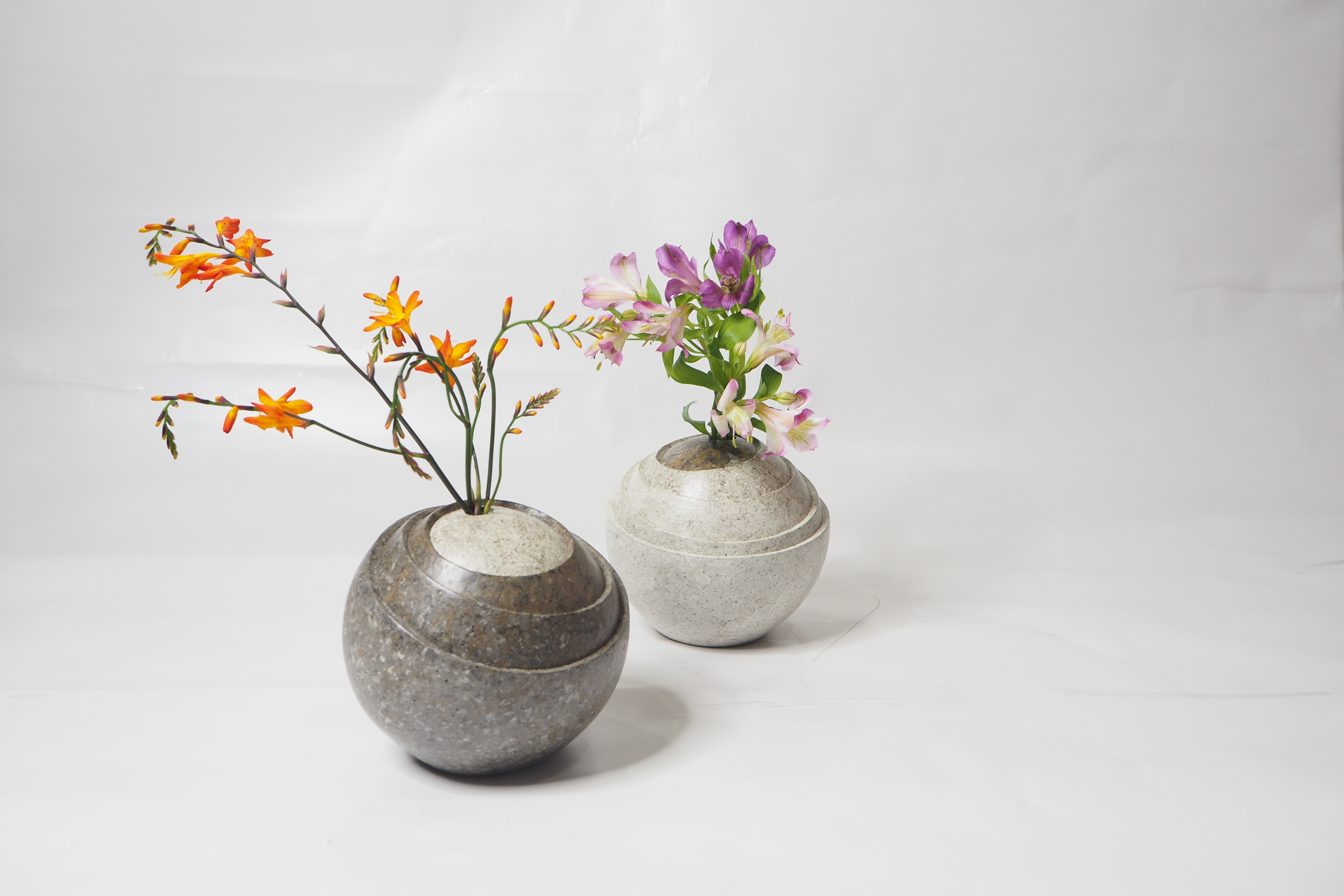 103PAPER NO.50  :  PAPER VASE  -  Our designs give new life to recycled paper and other natural materials,  Handmade sculptures , Which is created piece by piece.