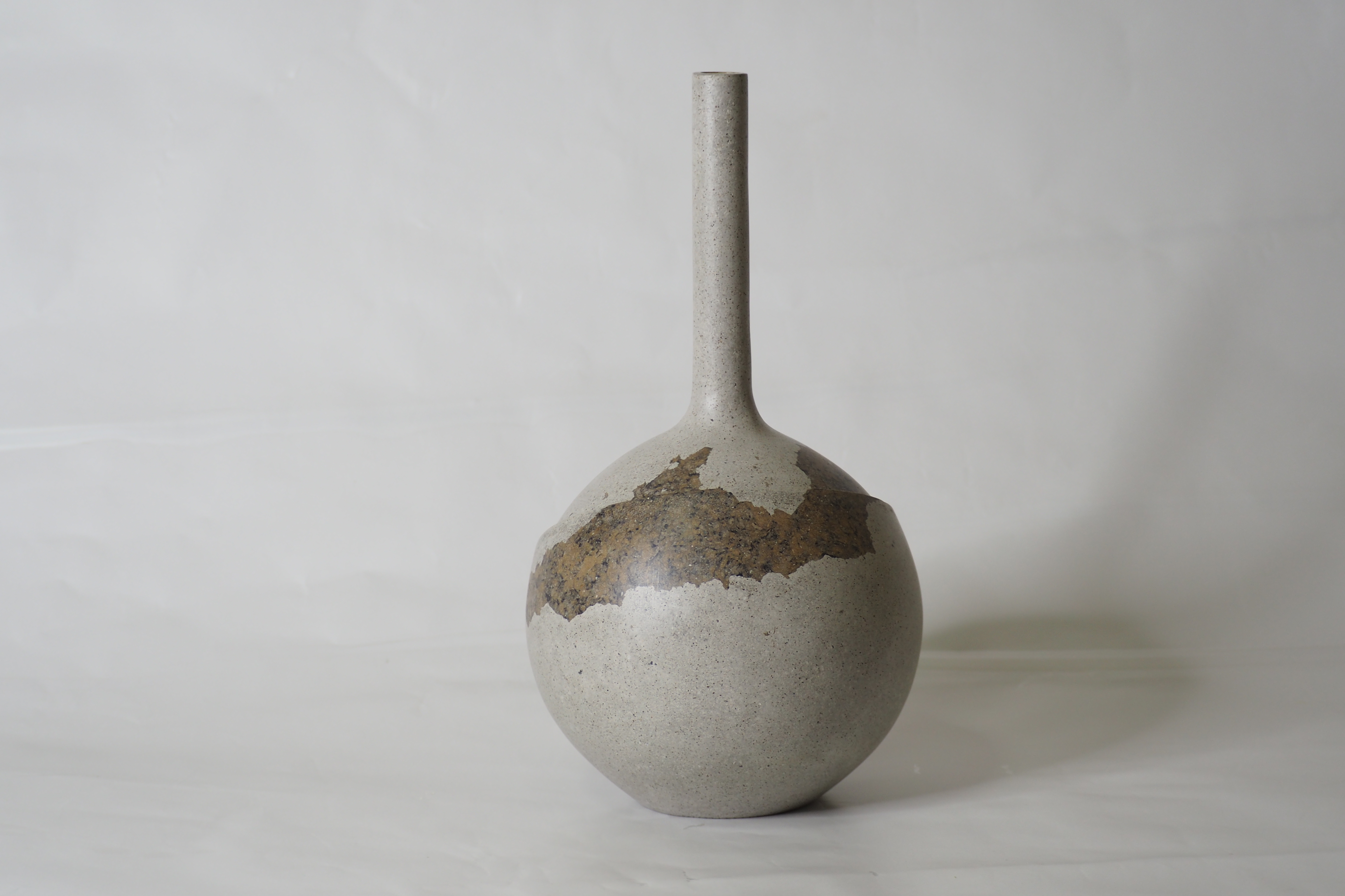 103PAPER NO.51  :  PAPER VASE  -  Our designs give new life to recycled paper and other natural materials,  Handmade sculptures , Which is created piece by piece.