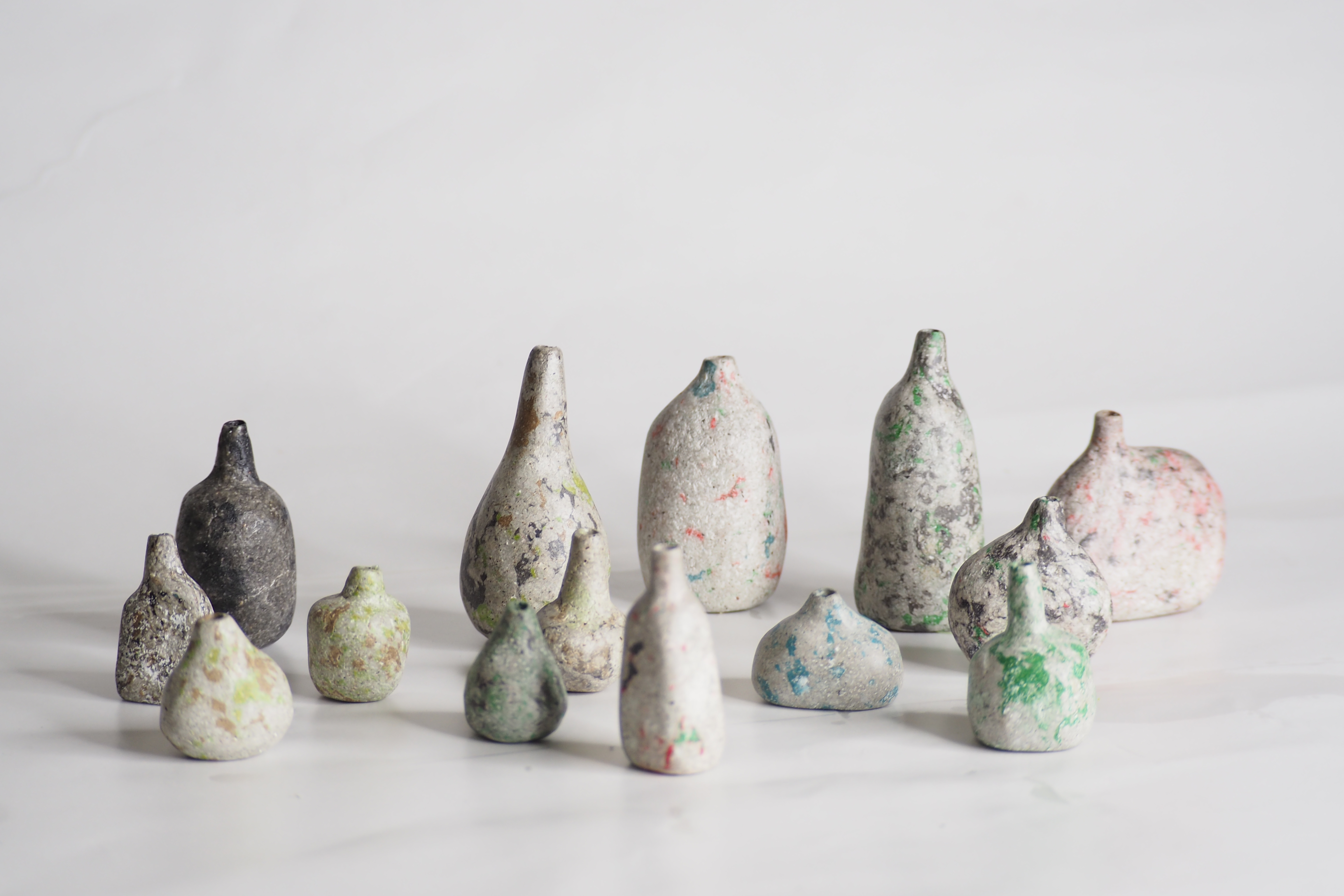 103PAPER NO.48  :  PAPER MINI VASE  -  Our designs give new life to recycled paper and other natural materials,  Handmade sculptures , Which is created piece by piece.