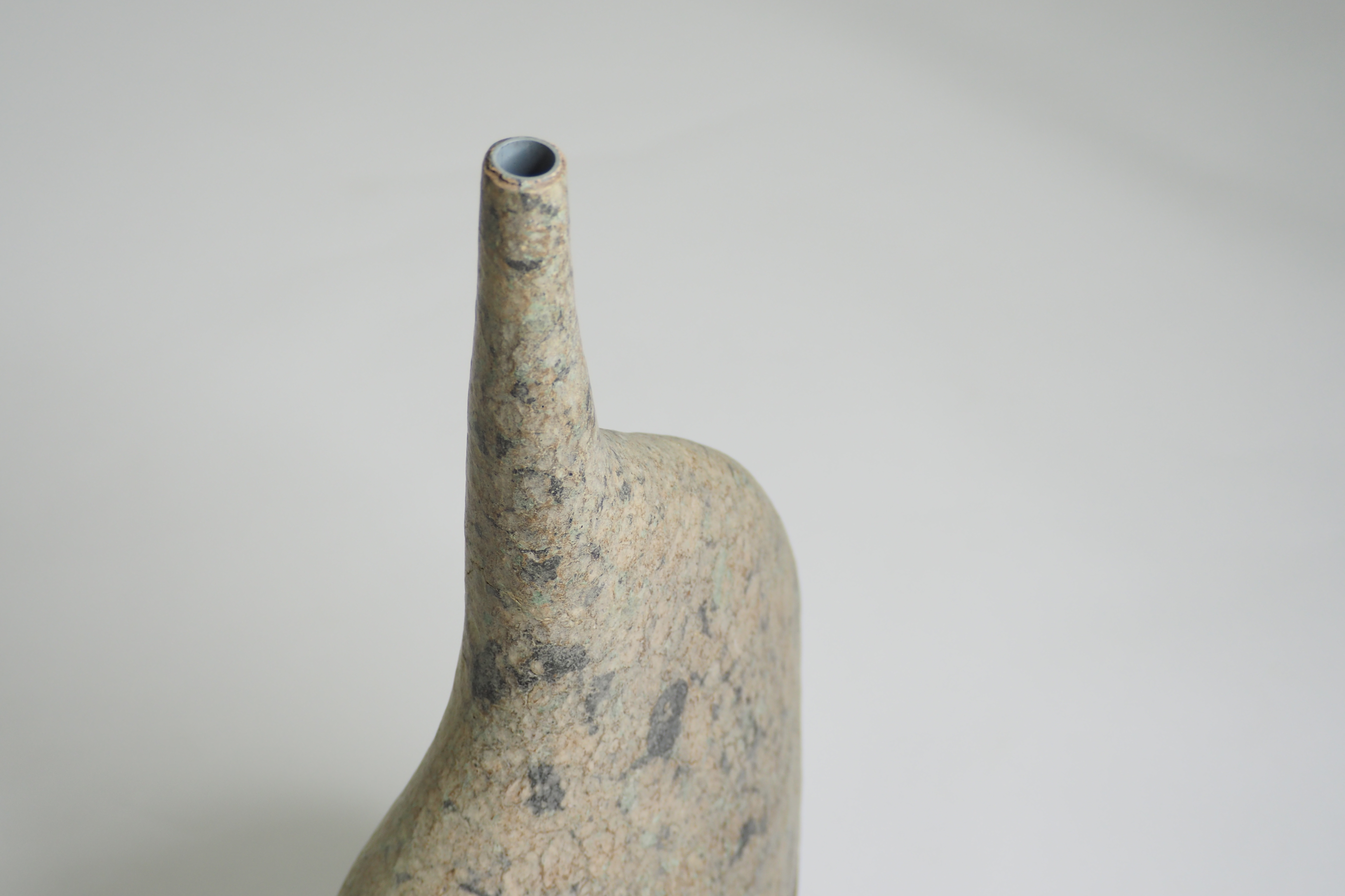 103PAPER NO.23  :  PAPER VASE  -  Our designs give new life to recycled paper and other natural materials,  Handmade sculptures , Which is created piece by piece.