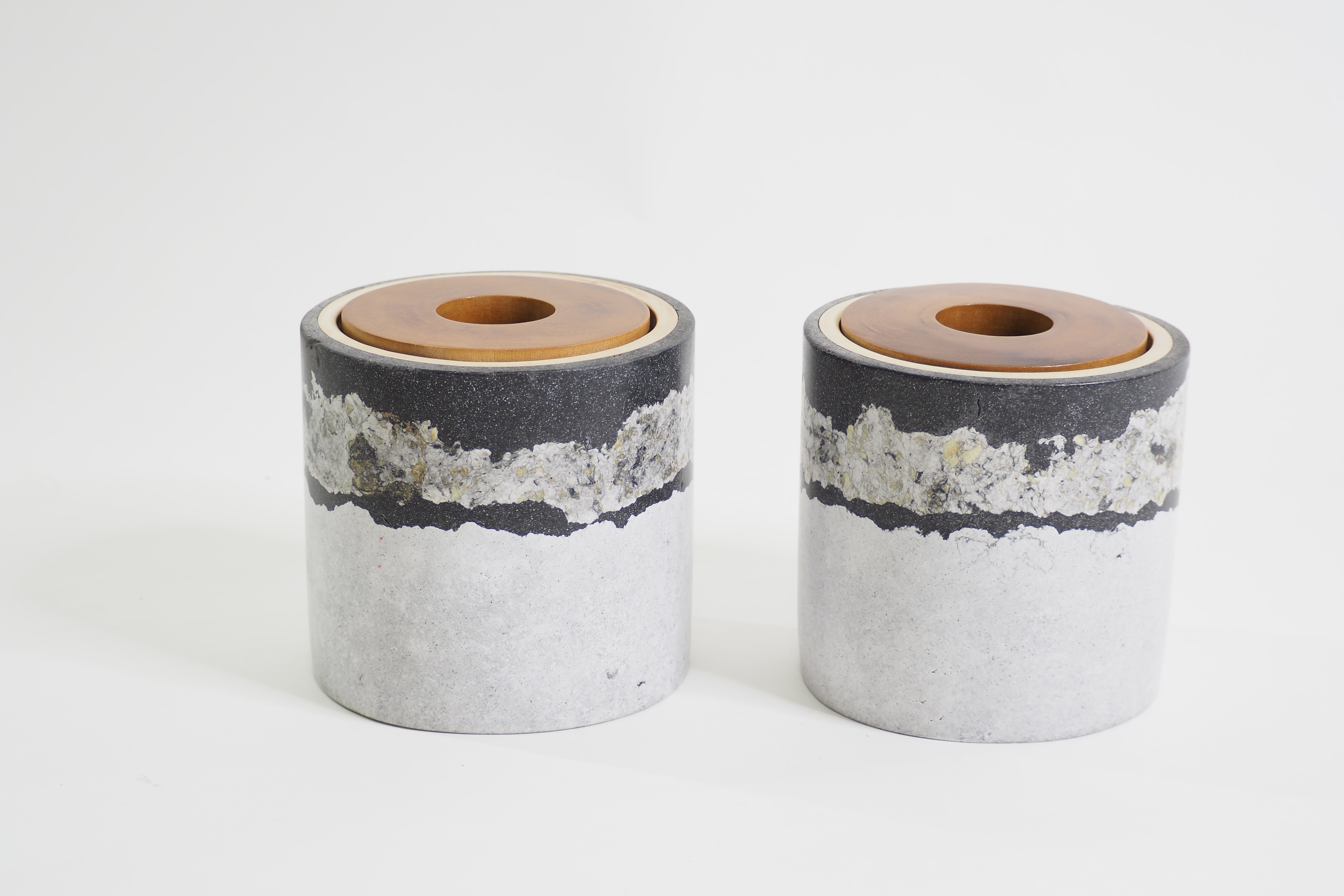 103PAPER NO.35  :  PAPER VASE  -  Our designs give new life to recycled paper and other natural materials,  Handmade sculptures , Which is created piece by piece.