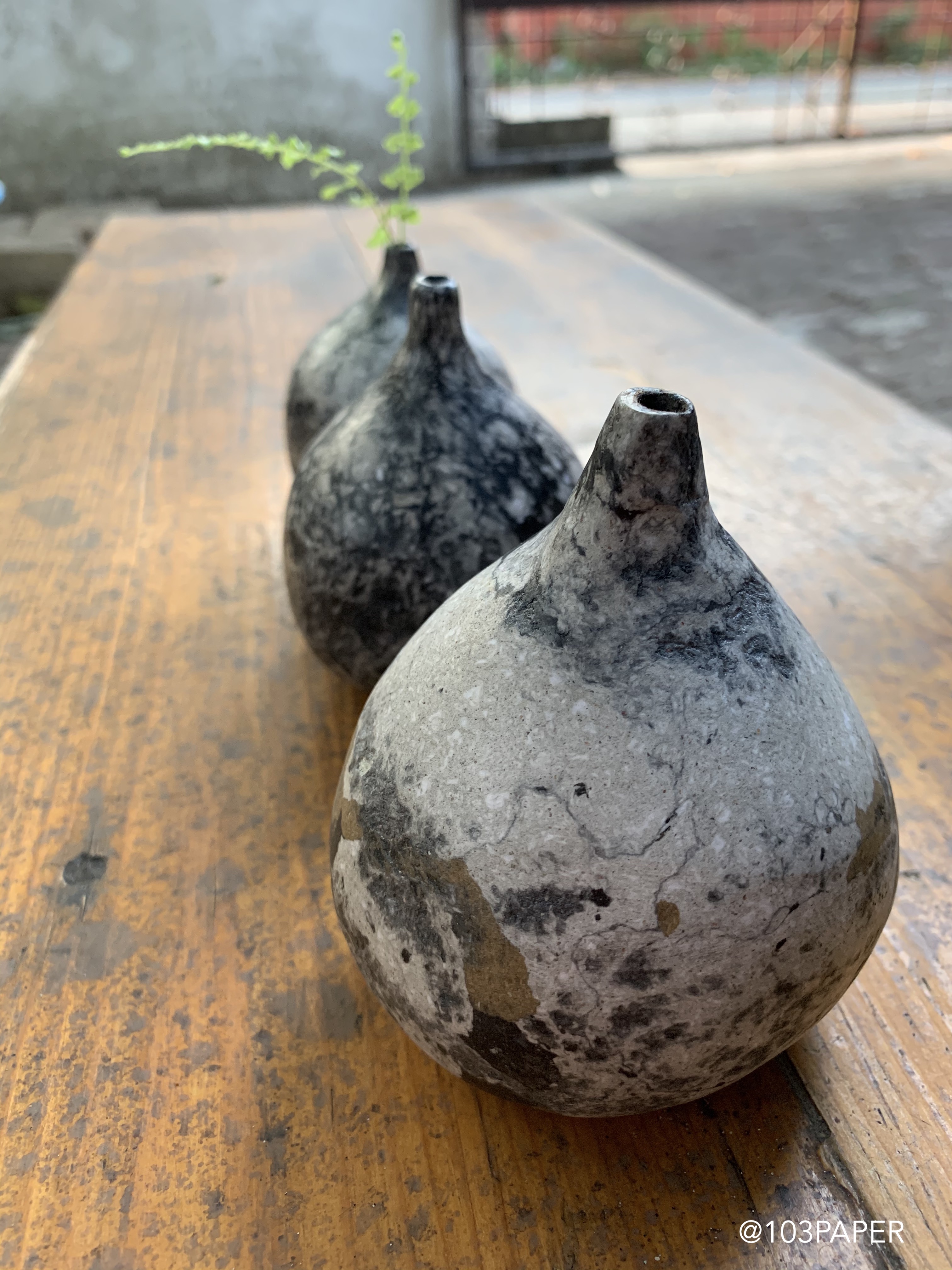 103PAPER NO.48  :  PAPER MINI VASE  -  Our designs give new life to recycled paper and other natural materials,  Handmade sculptures , Which is created piece by piece.