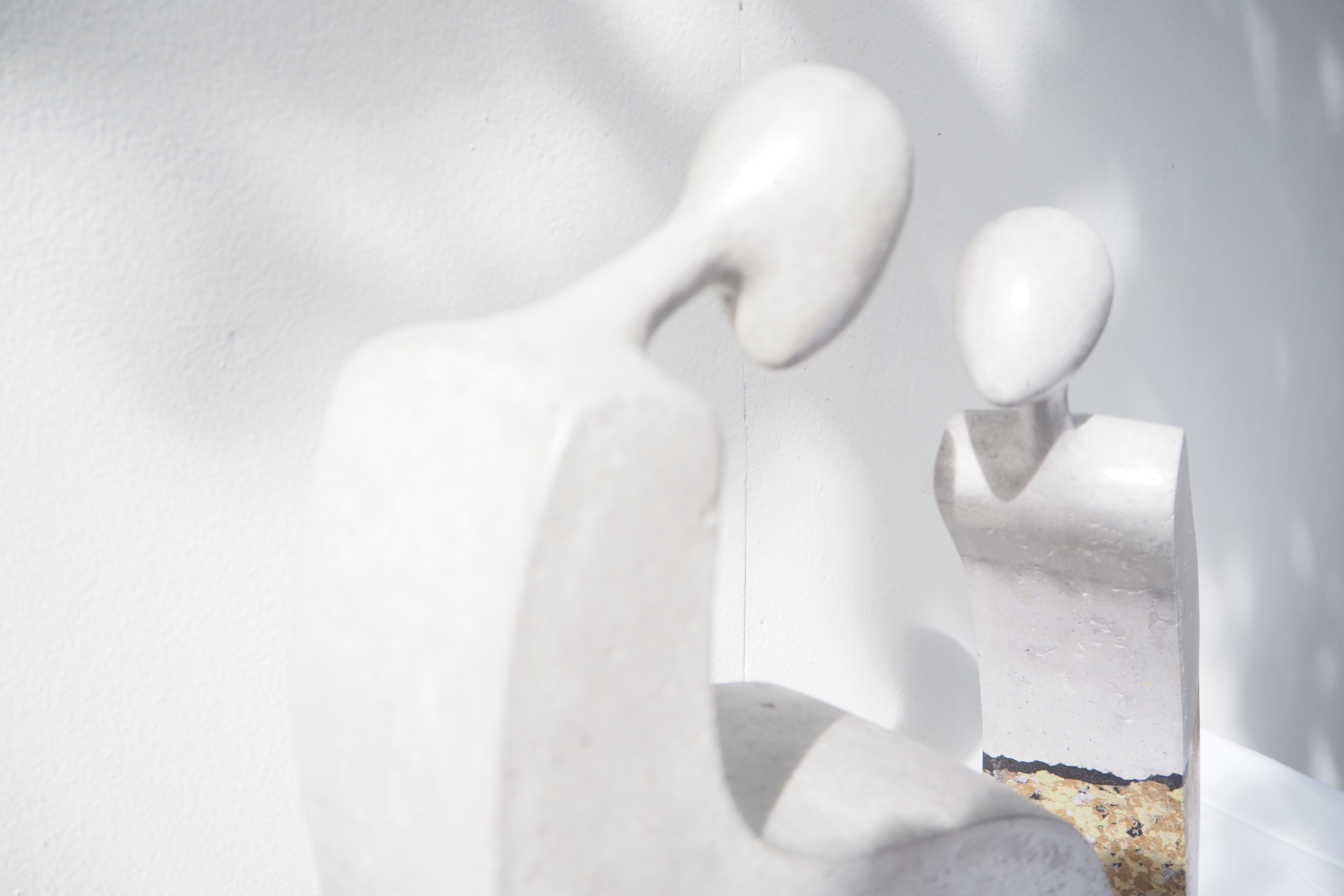 103PAPER NO.45  :  PAPER SCULPTURE  -  Our designs give new life to recycled paper and other natural materials,  Handmade sculptures , Which is created piece by piece.