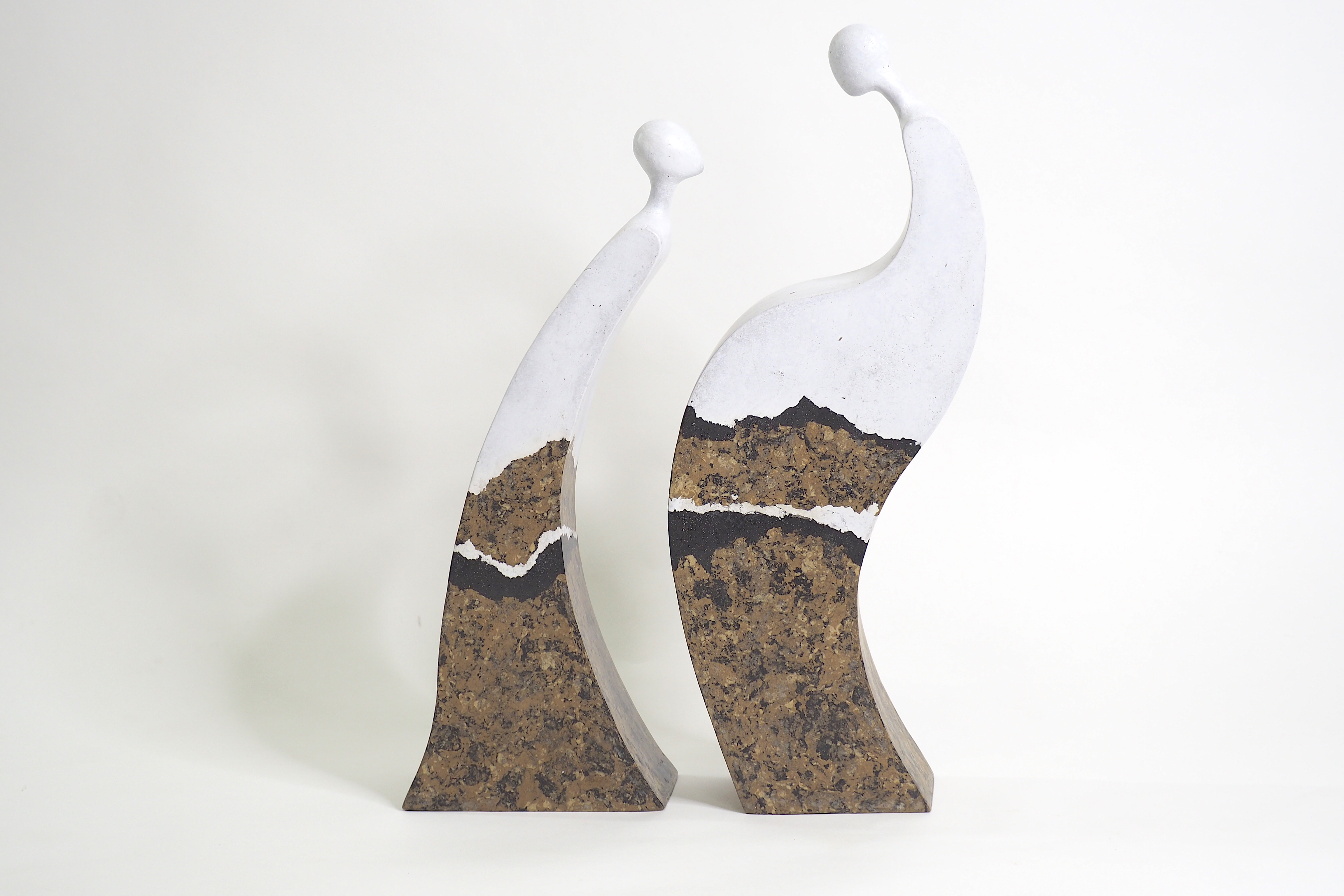 103PAPER NO.45  :  PAPER SCULPTURE  -  Our designs give new life to recycled paper and other natural materials,  Handmade sculptures , Which is created piece by piece.
