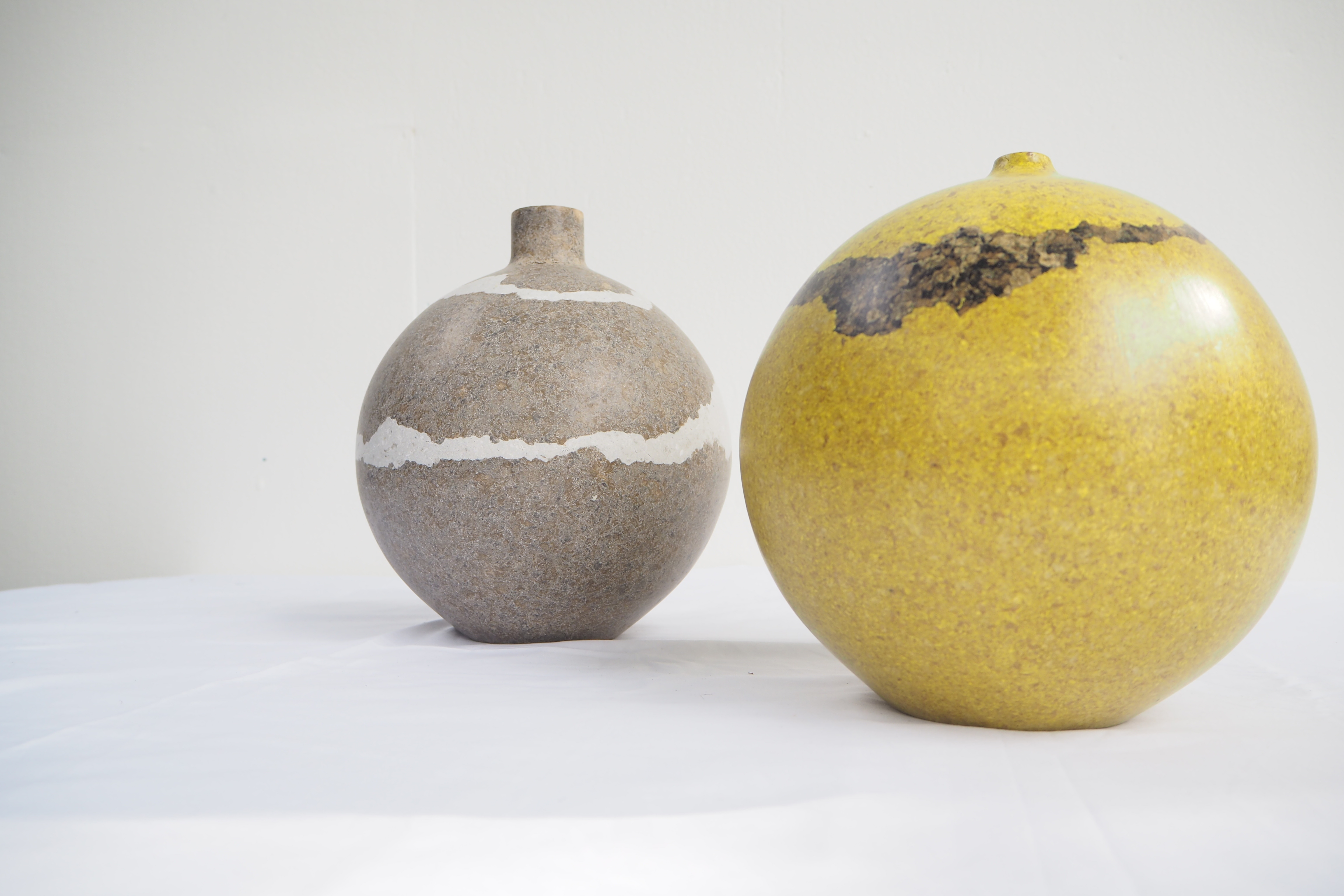 103PAPER NO.41  :  PAPER VASE  -  Our designs give new life to recycled paper and other natural materials,  Handmade sculptures , Which is created piece by piece.
