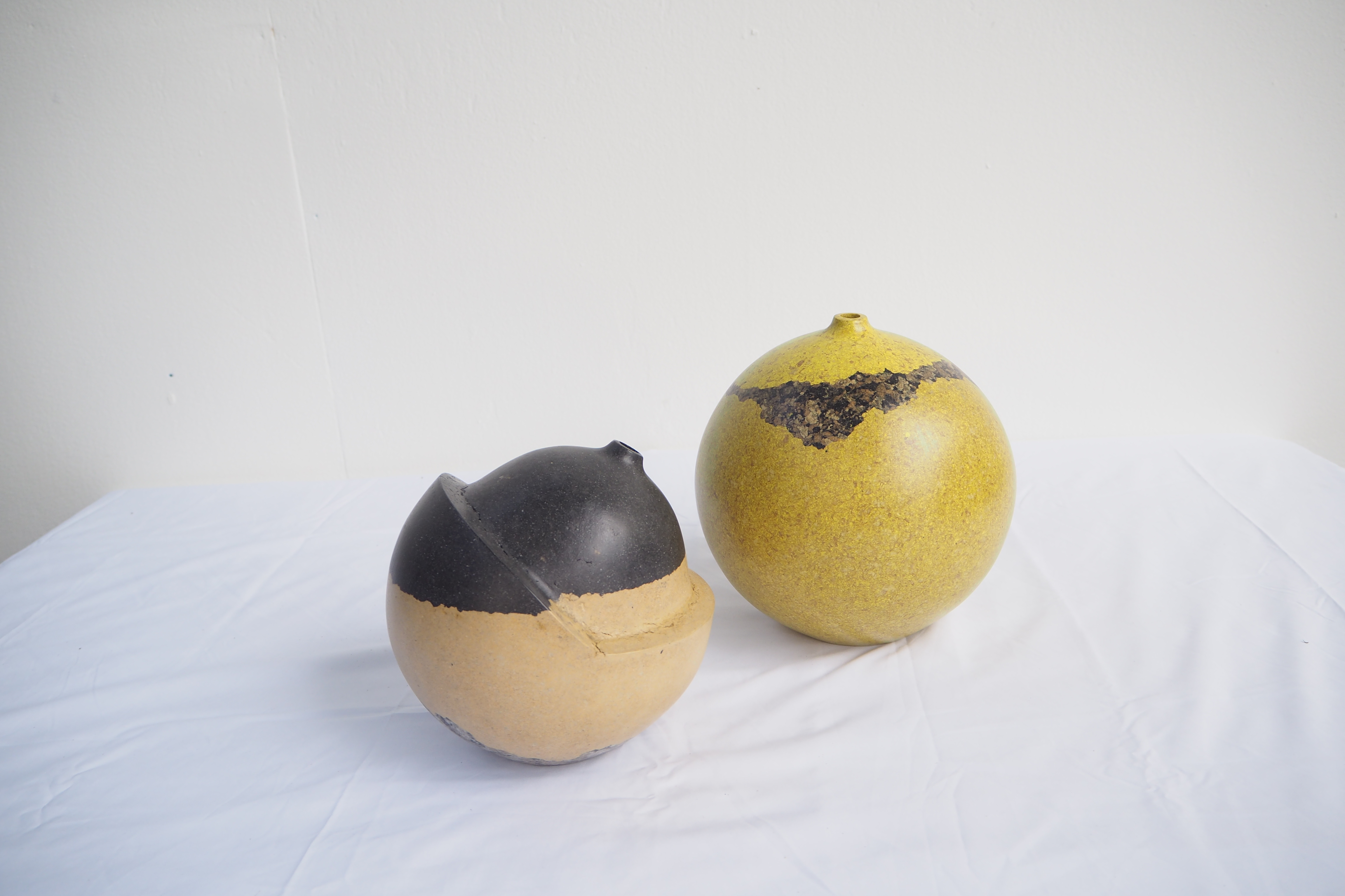 103PAPER NO.41  :  PAPER VASE  -  Our designs give new life to recycled paper and other natural materials,  Handmade sculptures , Which is created piece by piece.