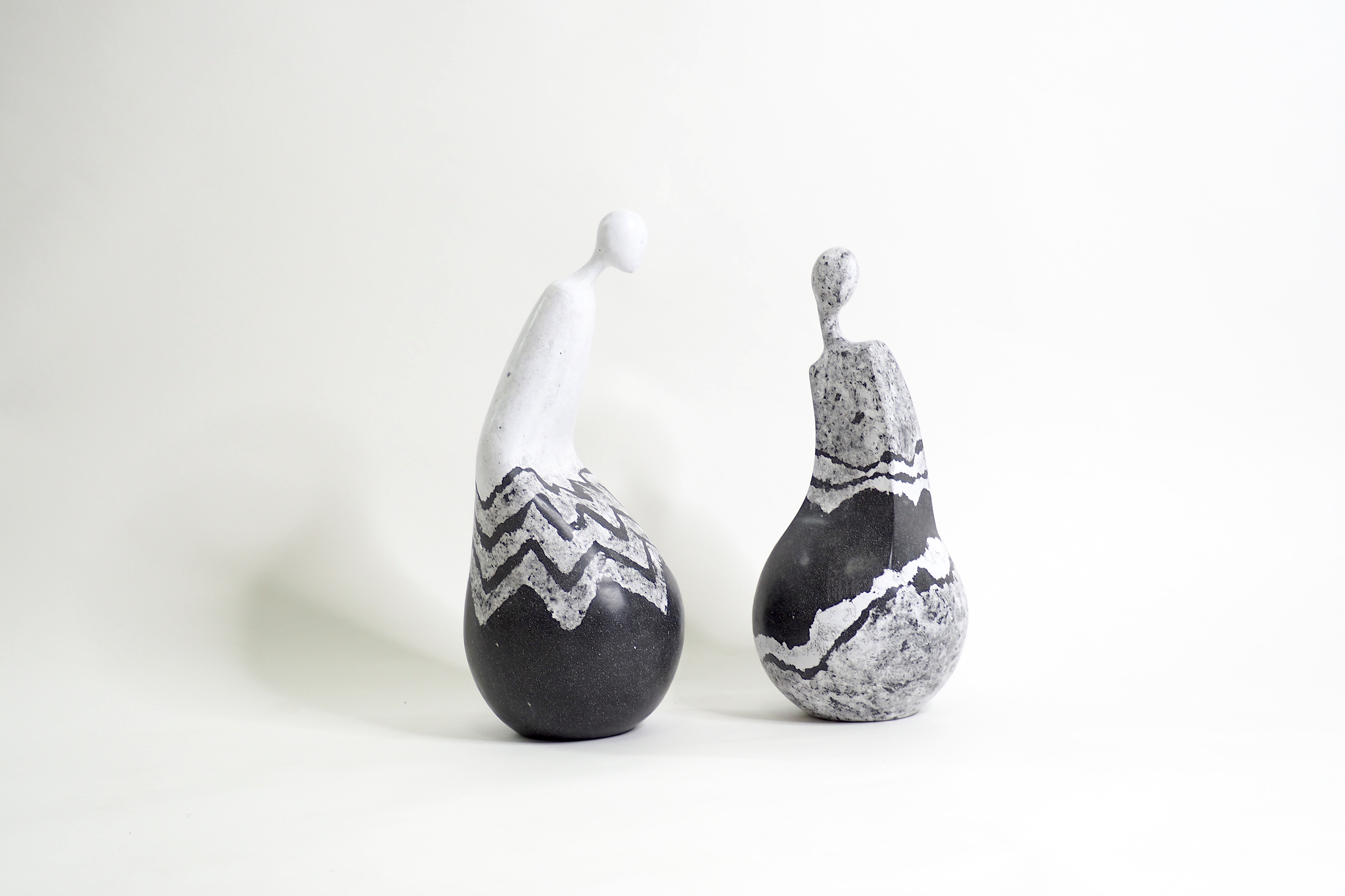 103PAPER NO.21  :  PAPER SCULPTURE  -  Our designs give new life to recycled paper and other natural materials,  Handmade sculptures , Which is created piece by piece.
