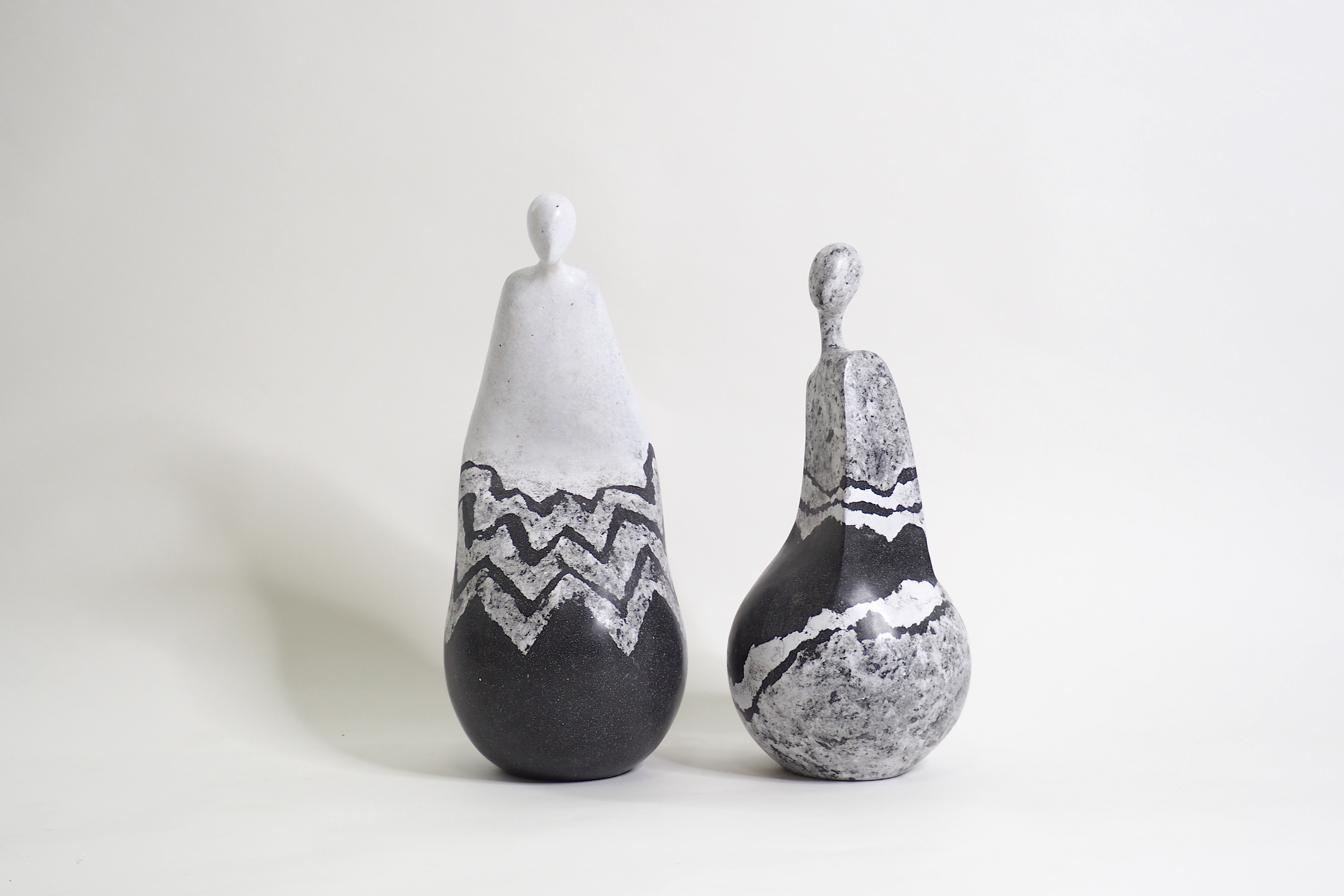 103PAPER NO.21  :  PAPER SCULPTURE  -  Our designs give new life to recycled paper and other natural materials,  Handmade sculptures , Which is created piece by piece.