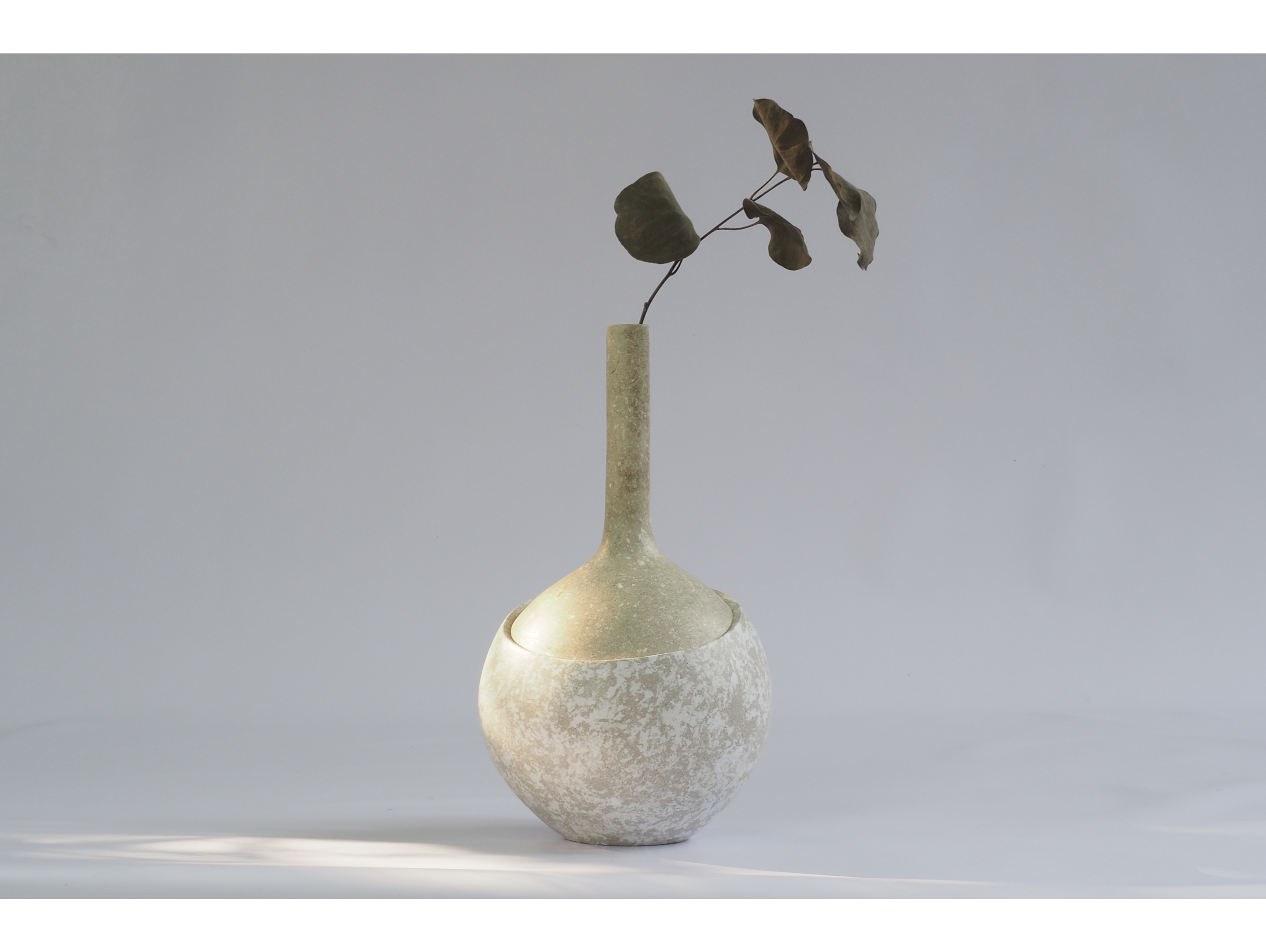 103PAPER NO.51 : PAPER VASE - Our designs give new life to recycled paper and other natural materials, Handmade sculptures , Which is created piece by piece. 103PAPER NO.51 : PAPER VASE - Our designs give new life to recycled paper and other natural materials, Handmade sculptures , Which is created piece by piece.