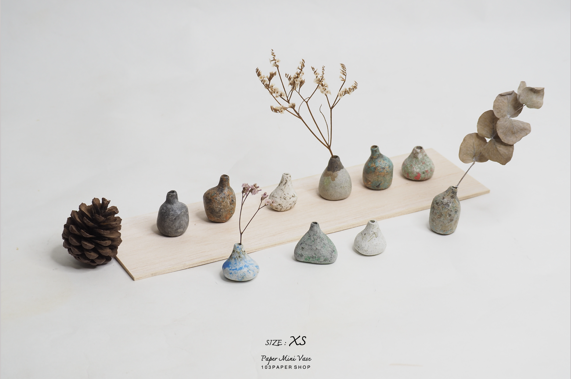 103PAPER NO.48 : PAPER MINI VASE - Our designs give new life to recycled paper and other natural materials, Handmade sculptures , Which is created piece by piece. 103PAPER NO.48 : PAPER MINI VASE - Our designs give new life to recycled paper and other natural materials, Handmade sculptures , Which is created piece by piece.