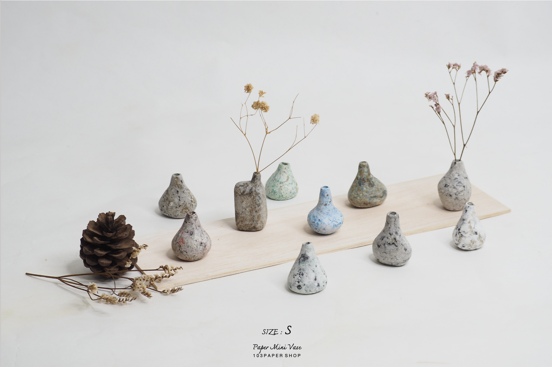 103PAPER NO.48 : PAPER MINI VASE - Our designs give new life to recycled paper and other natural materials, Handmade sculptures , Which is created piece by piece. 103PAPER NO.48 : PAPER MINI VASE - Our designs give new life to recycled paper and other natural materials, Handmade sculptures , Which is created piece by piece.