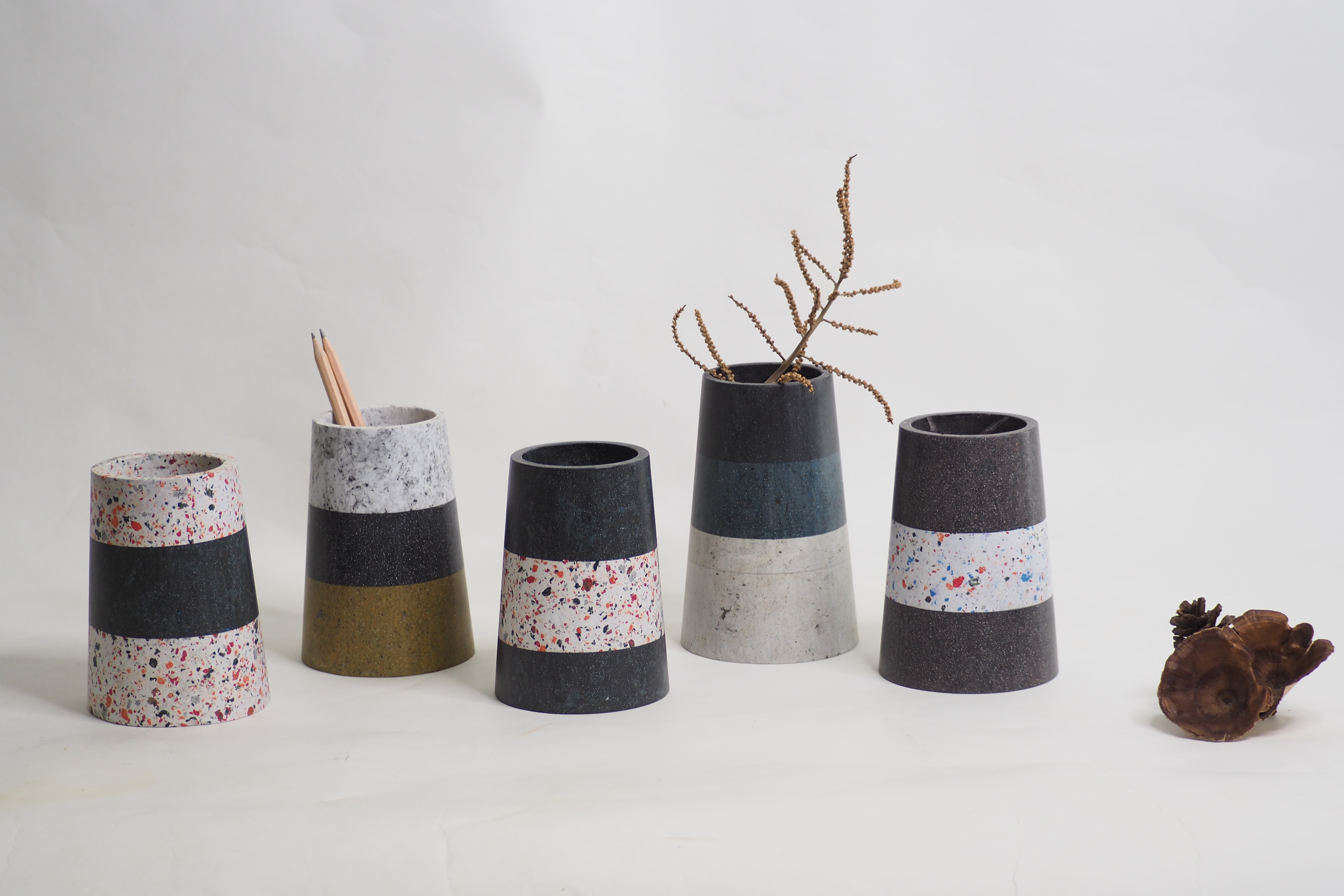 SIMPLY P COLLECTION NO.4  :  PAPER ACCESSORIES OTHER  -  Our designs give new life to recycled paper and other natural materials,  Handmade sculptures , Which is created piece by piece.