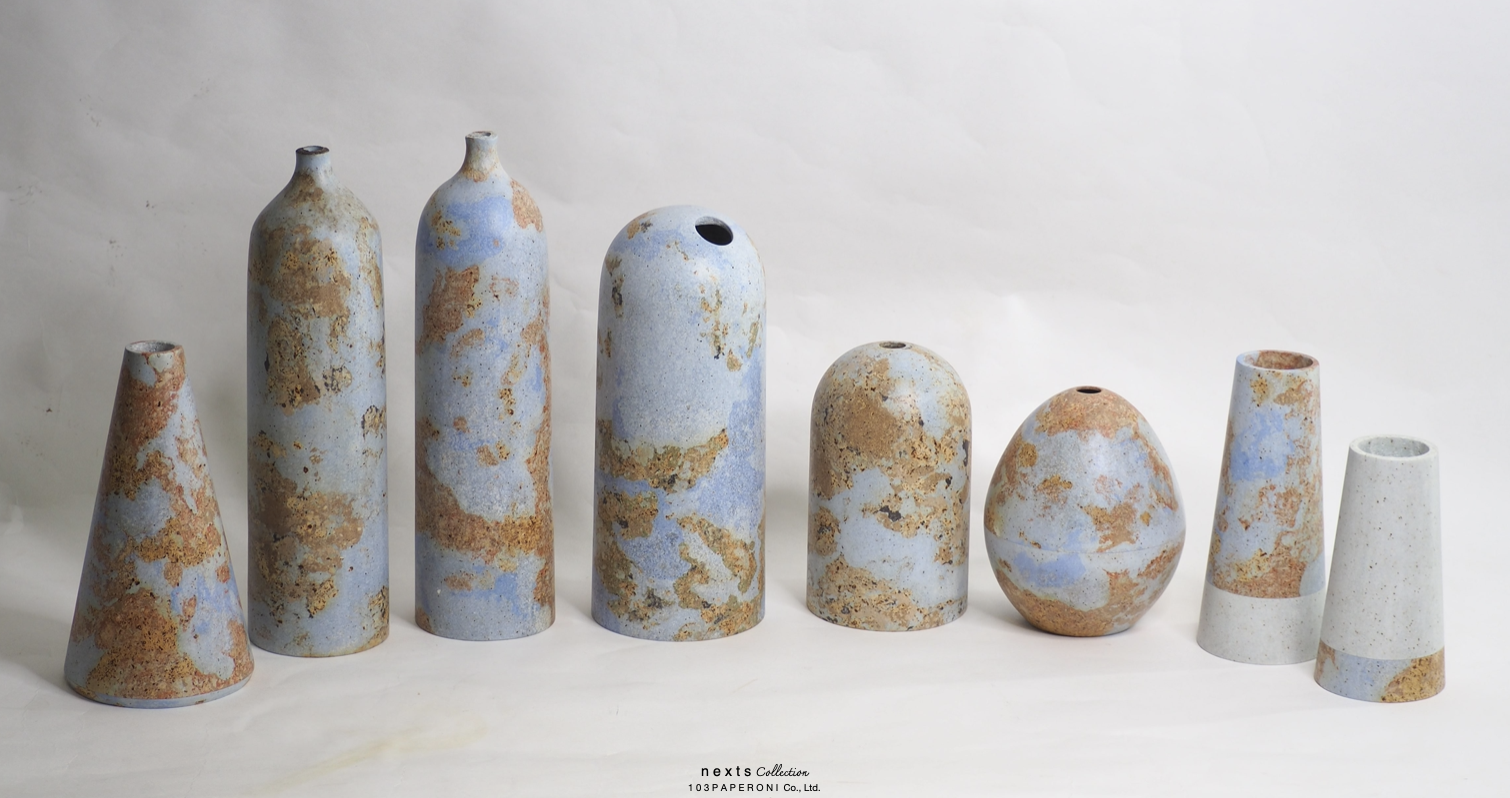 NEXTS NO.1 : PAPER VASE - Our designs give new life to recycled paper and other natural materials, Handmade sculptures , Which is created piece by piece. NEXTS NO.1 : PAPER VASE - Our designs give new life to recycled paper and other natural materials, Handmade sculptures , Which is created piece by piece.