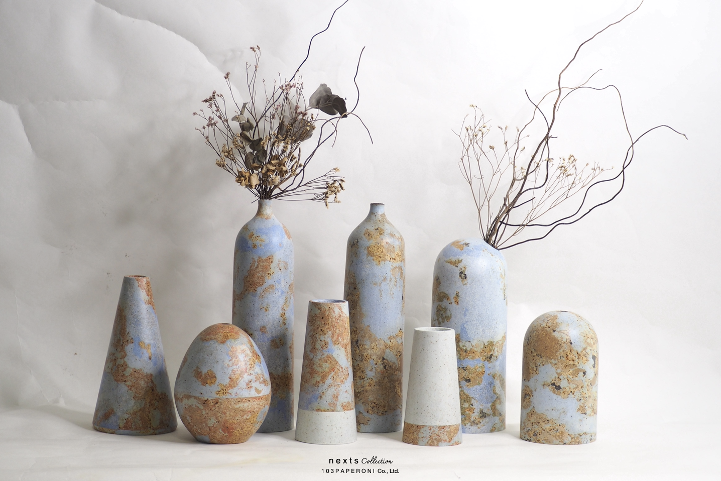 NEXTS NO.1 : PAPER VASE - Our designs give new life to recycled paper and other natural materials, Handmade sculptures , Which is created piece by piece. NEXTS NO.1 : PAPER VASE - Our designs give new life to recycled paper and other natural materials, Handmade sculptures , Which is created piece by piece.