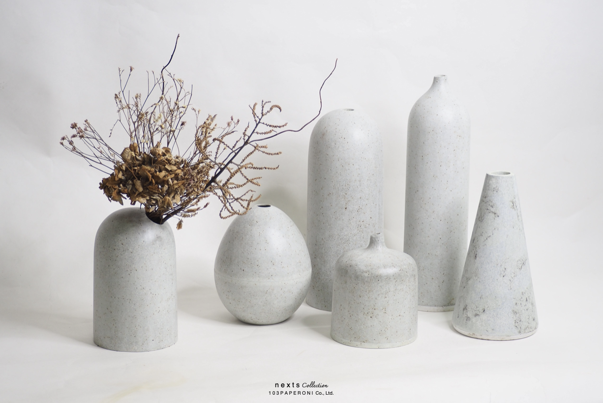 NEXTS NO.2 : PAPER VASE - Our designs give new life to recycled paper and other natural materials, Handmade sculptures , Which is created piece by piece. NEXTS NO.2 : PAPER VASE - Our designs give new life to recycled paper and other natural materials, Handmade sculptures , Which is created piece by piece.