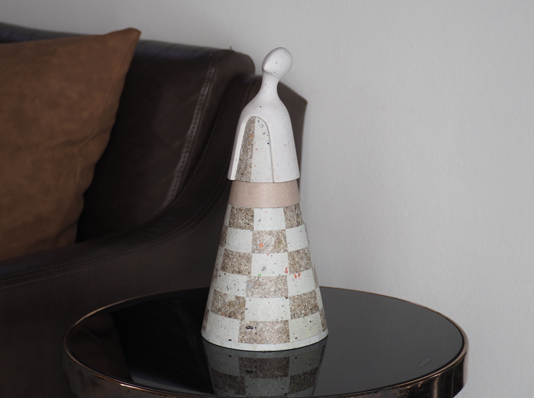 MS. DUAL NO.2  :  PAPER SCULPTURE AND PAPER VASE ( 2 FUNCTIONS )  -  Our designs give new life to recycled paper and other natural materials,  Handmade sculptures , Which is created piece by piece.