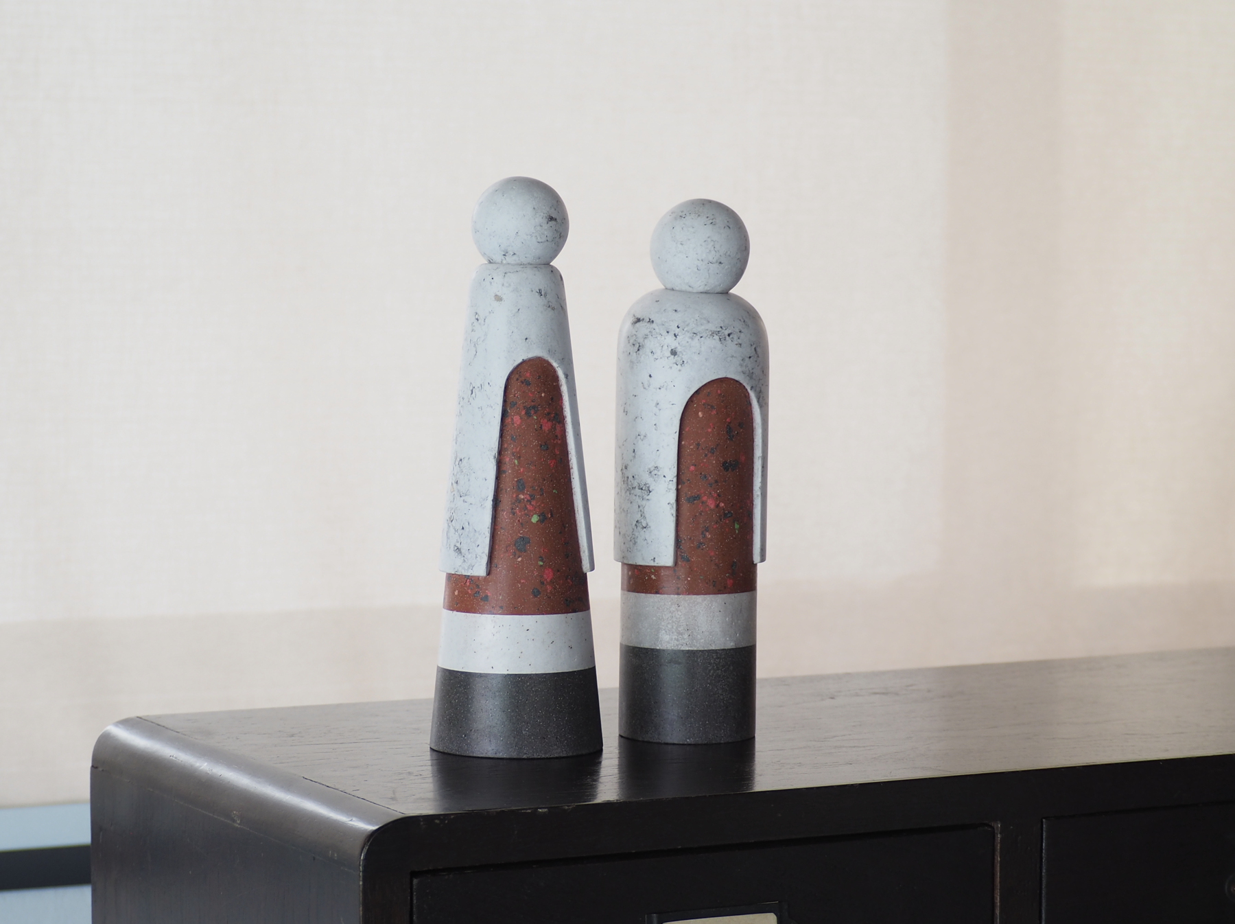 MR. & MRS. DUAL   :  PAPER SCULPTURE AND PAPER VASE ( 2 FUNCTIONS )  -  Our designs give new life to recycled paper and other natural materials,  Handmade sculptures , Which is created piece by piece.