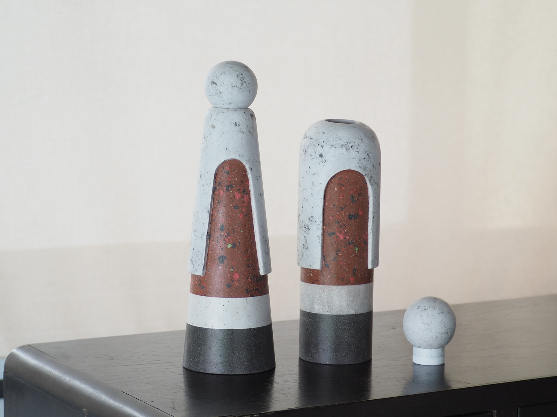 MR. & MRS. DUAL   :  PAPER SCULPTURE AND PAPER VASE ( 2 FUNCTIONS )  -  Our designs give new life to recycled paper and other natural materials,  Handmade sculptures , Which is created piece by piece.