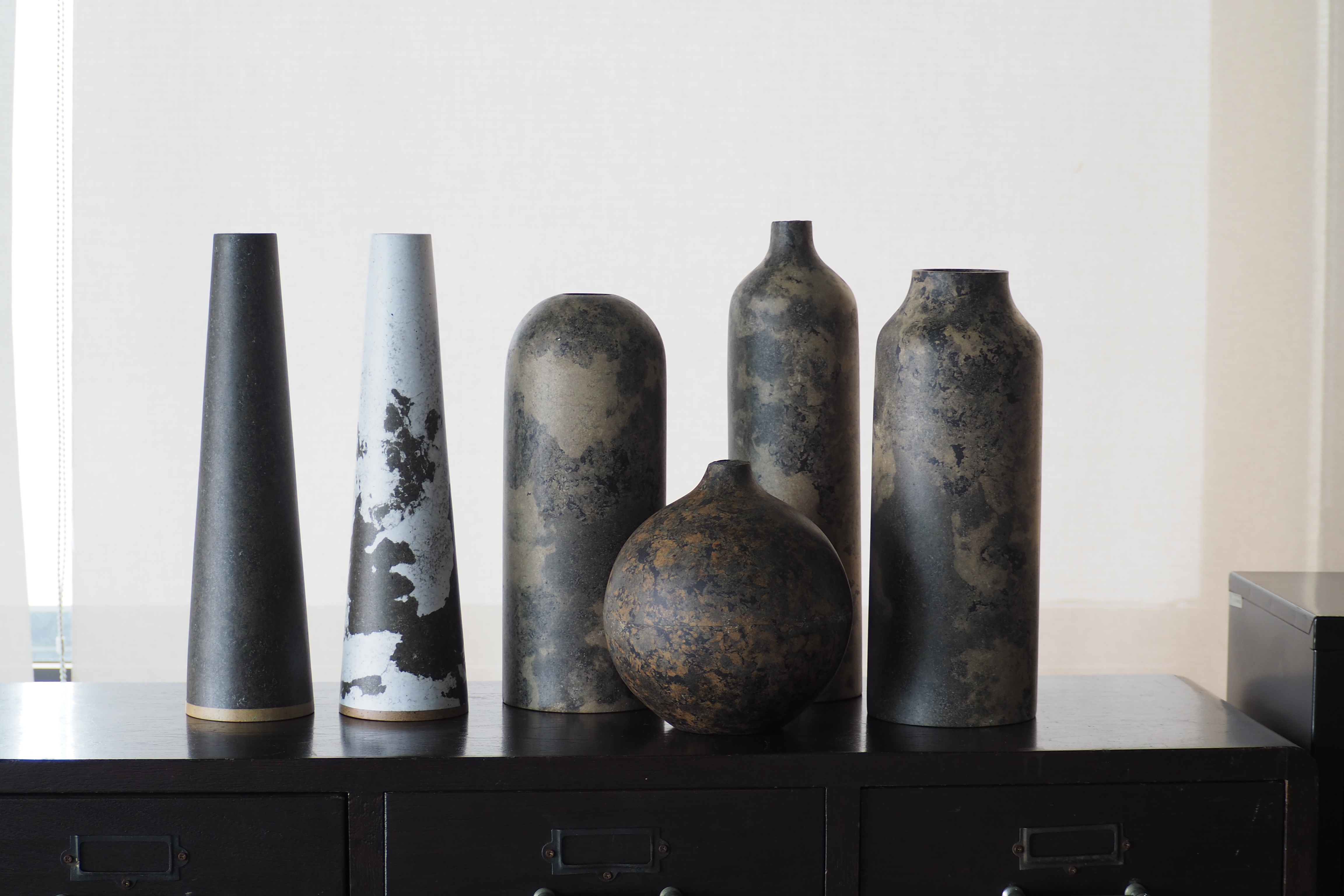NEXTS COLLECTION NO.4  :  PAPER VASE  -  Our designs give new life to recycled paper and other natural materials,  Handmade sculptures , Which is created piece by piece.
