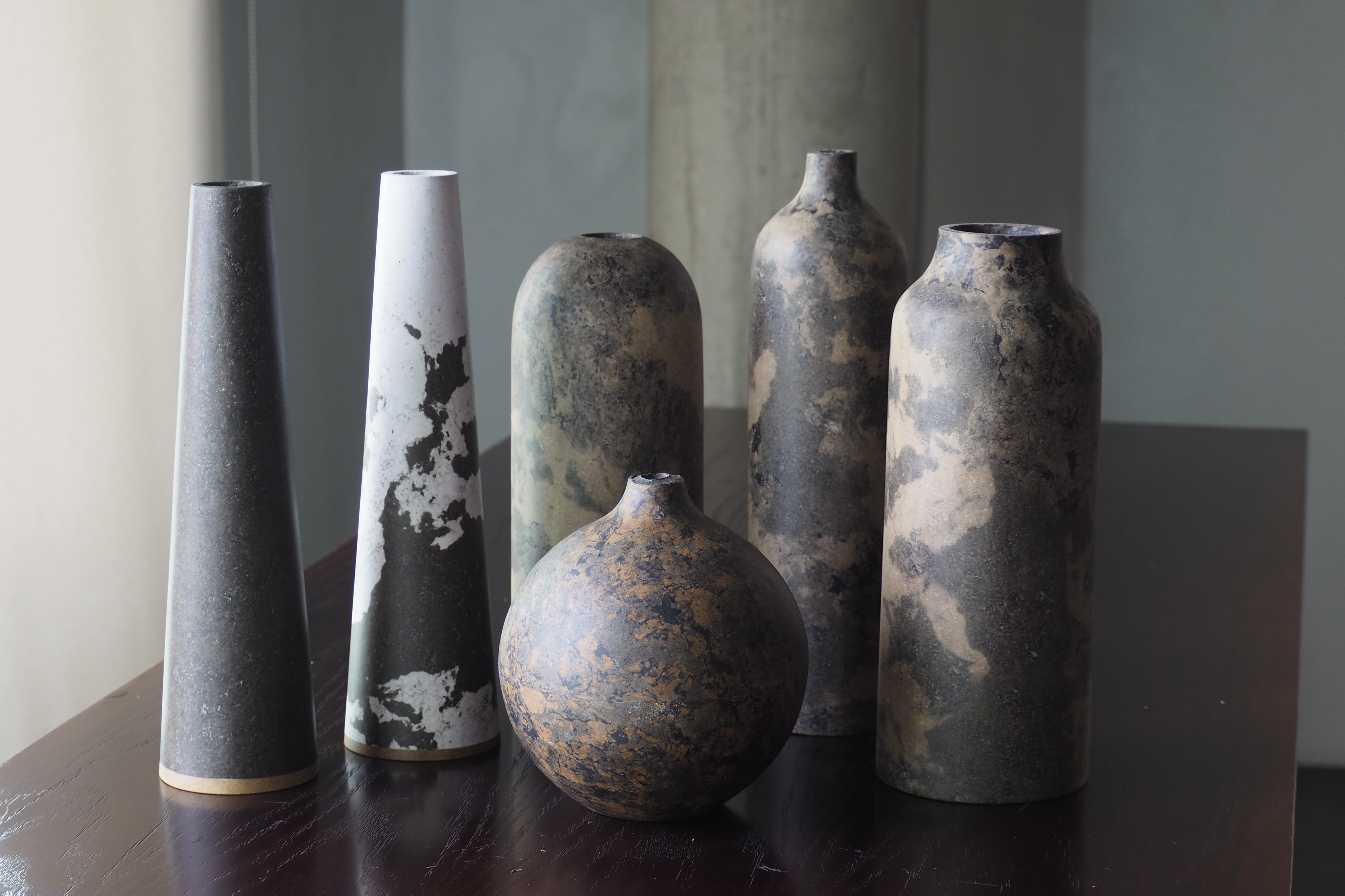 NEXTS COLLECTION NO.4  :  PAPER VASE  -  Our designs give new life to recycled paper and other natural materials,  Handmade sculptures , Which is created piece by piece.