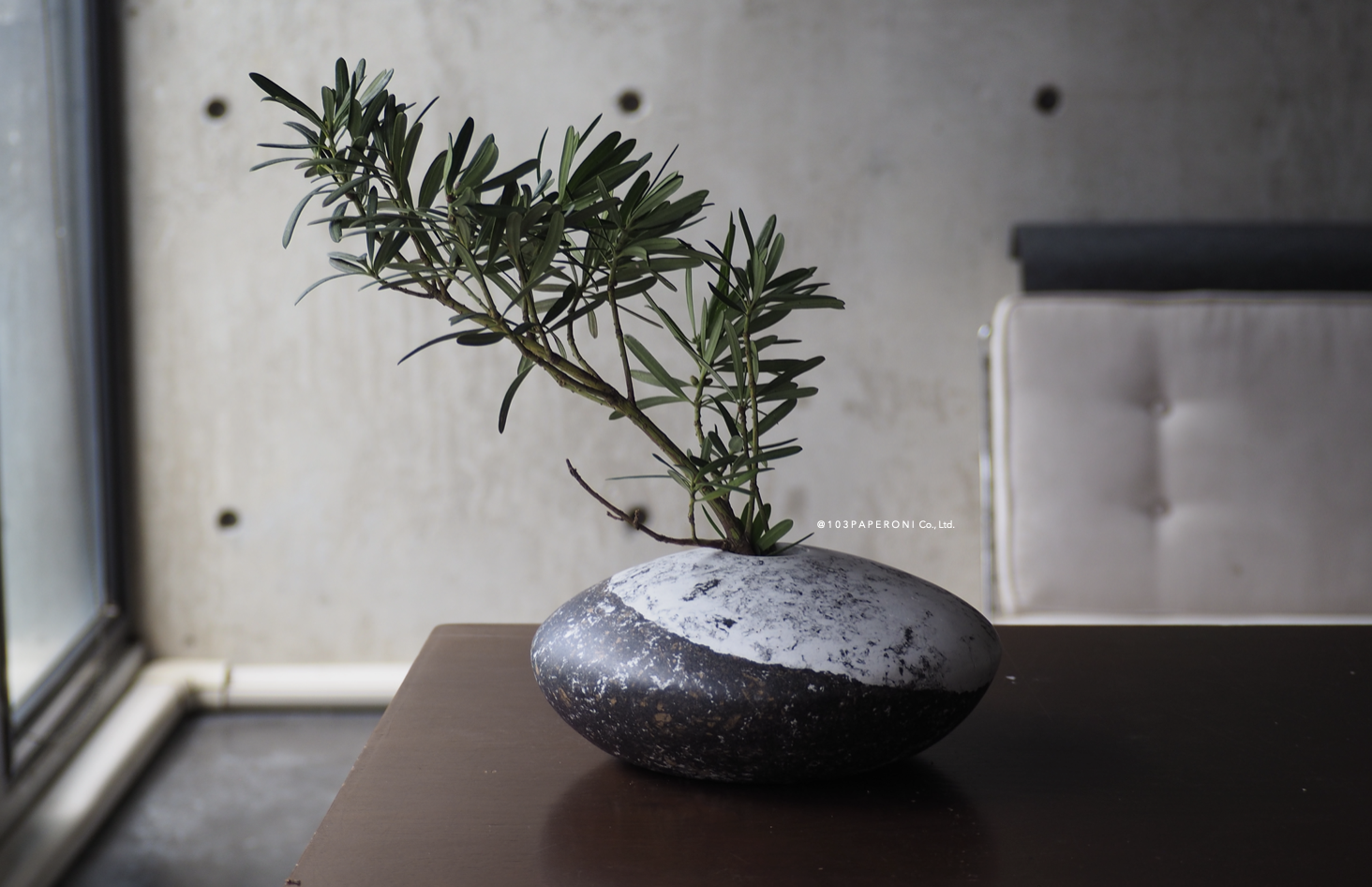 PLUS : PAPER VASE - Our designs give new life to recycled paper and other natural materials, Handmade sculptures , Which is created piece by piece. PLUS : PAPER VASE - Our designs give new life to recycled paper and other natural materials, Handmade sculptures , Which is created piece by piece.