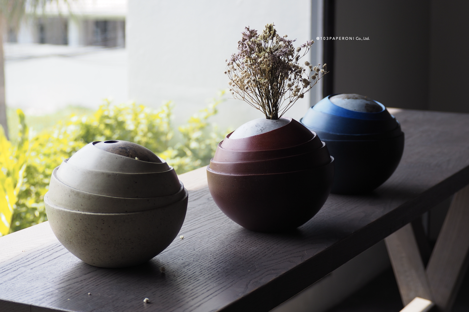 103PAPER NO.50 : PAPER VASE - Our designs give new life to recycled paper and other natural materials, Handmade sculptures , Which is created piece by piece. 103PAPER NO.50 : PAPER VASE - Our designs give new life to recycled paper and other natural materials, Handmade sculptures , Which is created piece by piece.