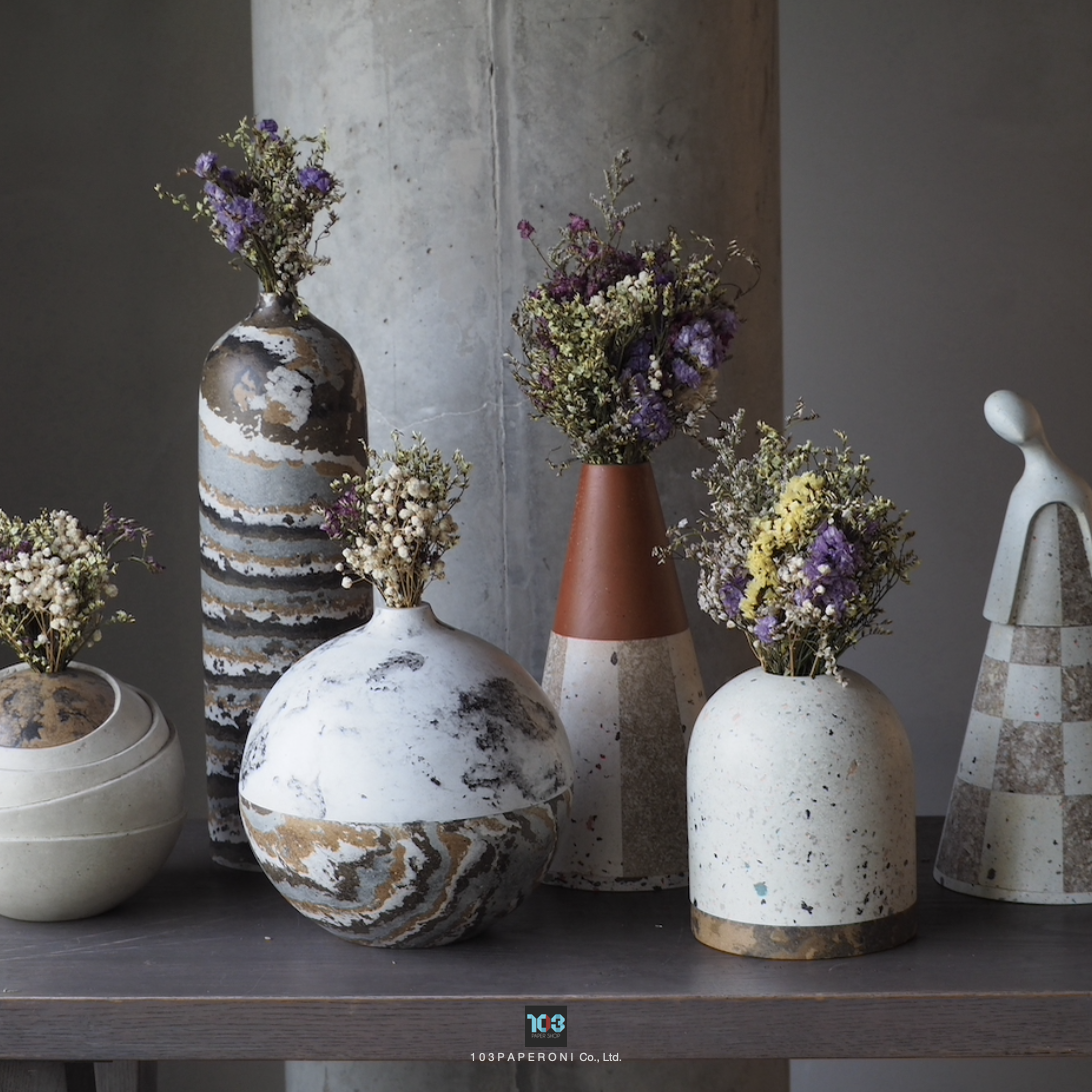 RE.06 - RE.09 , RE.34 - RE.35 : PAPER SCULPTURE AND PAPER VASE - Our designs give new life to recycled paper and other natural materials, Handmade sculptures , Which is created piece by piece. RE.06 - RE.09 , RE.34 - RE.35 : PAPER SCULPTURE AND PAPER VASE - Our designs give new life to recycled paper and other natural materials, Handmade sculptures , Which is created piece by piece.