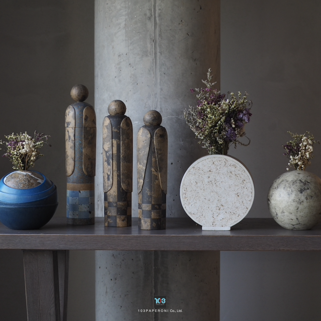 RE.23 - RE.28 : PAPER SCULPTURE AND PAPER VASE - Our designs give new life to recycled paper and other natural materials, Handmade sculptures , Which is created piece by piece. RE.23 - RE.28 : PAPER SCULPTURE AND PAPER VASE - Our designs give new life to recycled paper and other natural materials, Handmade sculptures , Which is created piece by piece.