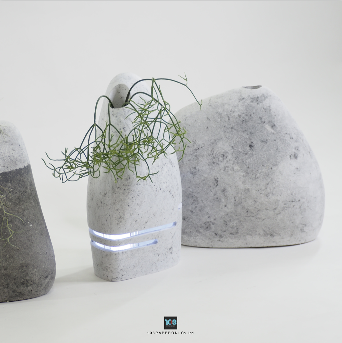 NEXTS : PAPER VASE - Our designs give new life to recycled paper and other natural materials, Handmade sculptures , Which is created piece by piece. NEXTS : PAPER VASE - Our designs give new life to recycled paper and other natural materials, Handmade sculptures , Which is created piece by piece.