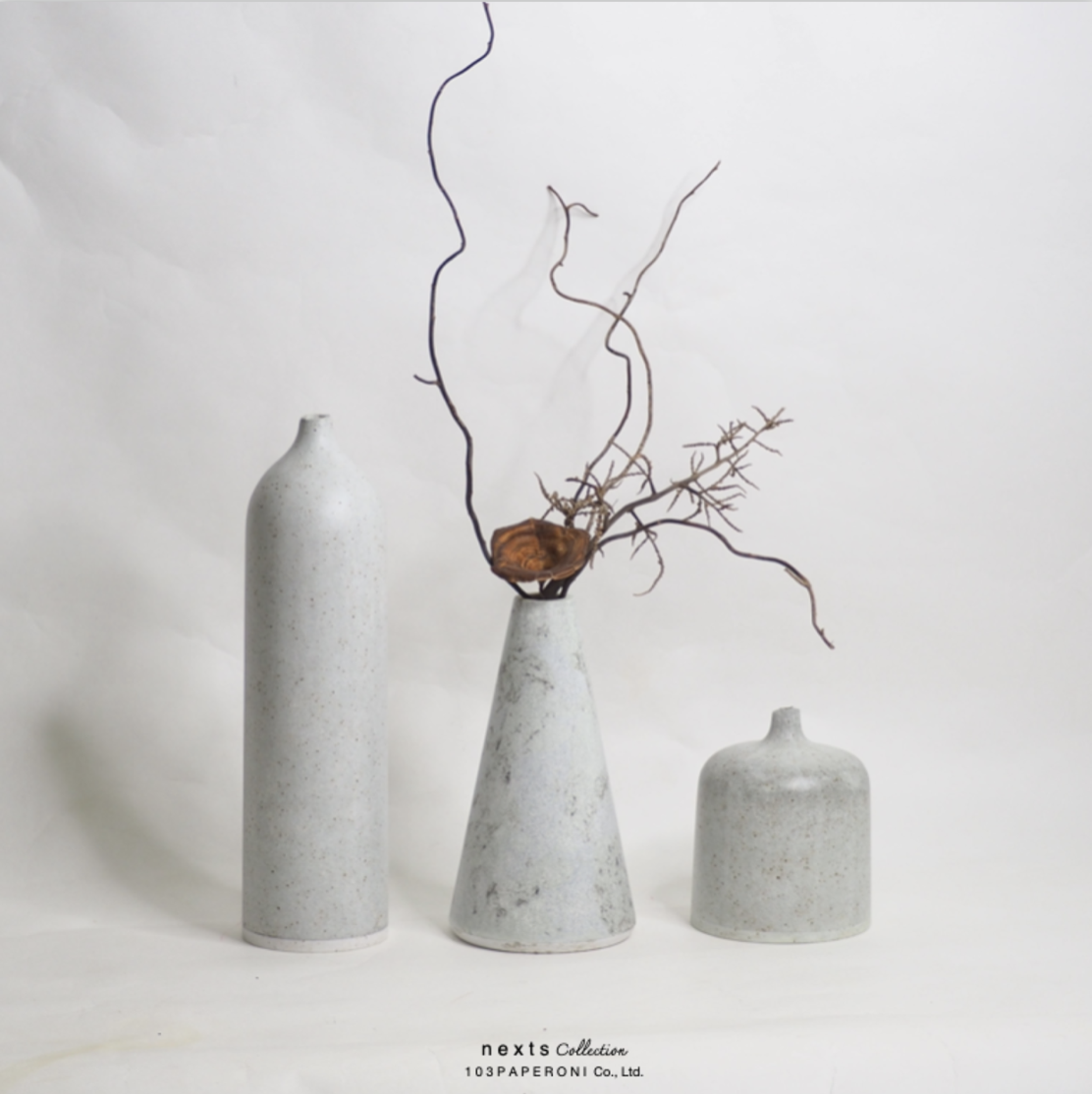 NEXTS NO.2 : PAPER VASE - Our designs give new life to recycled paper and other natural materials, Handmade sculptures , Which is created piece by piece. NEXTS NO.2 : PAPER VASE - Our designs give new life to recycled paper and other natural materials, Handmade sculptures , Which is created piece by piece.