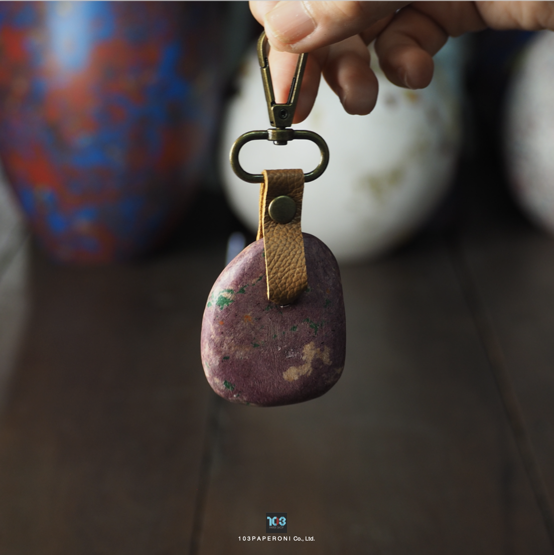 PAPER KEY CHAIN : Our designs give new life to recycled paper and other natural materials, Handmade sculptures , Which is created piece by piece. PAPER KEY CHAIN : Our designs give new life to recycled paper and other natural materials, Handmade sculptures , Which is created piece by piece.