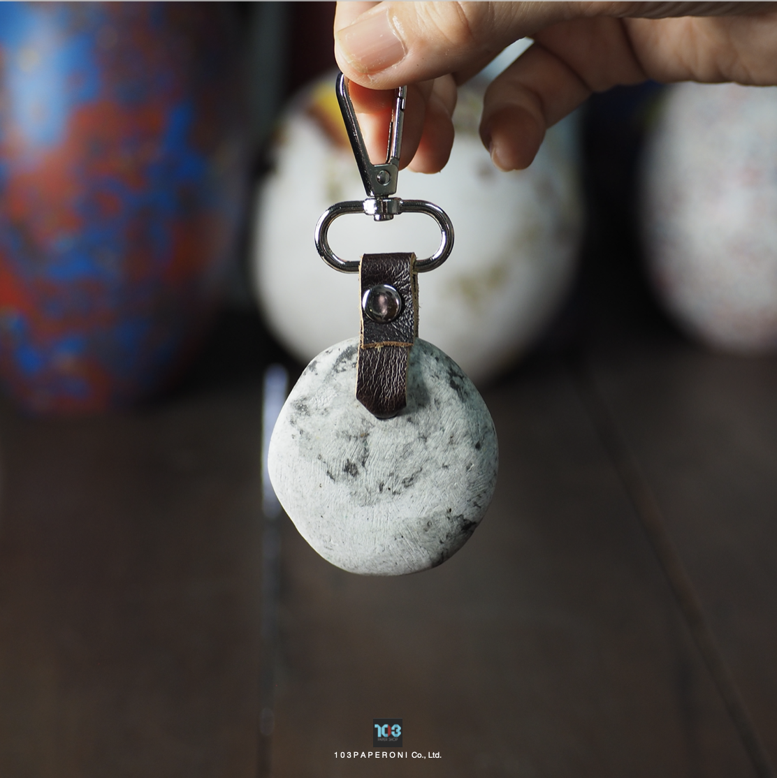 PAPER KEY CHAIN : Our designs give new life to recycled paper and other natural materials, Handmade sculptures , Which is created piece by piece. PAPER KEY CHAIN : Our designs give new life to recycled paper and other natural materials, Handmade sculptures , Which is created piece by piece.
