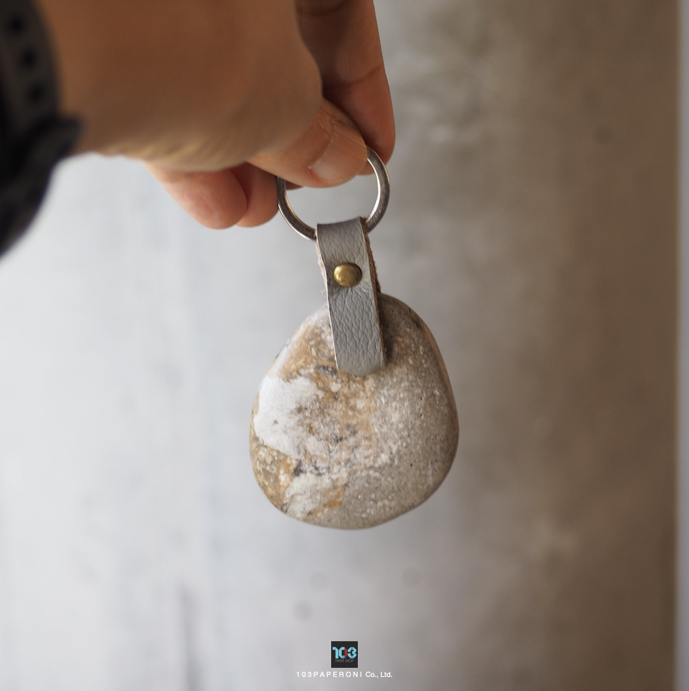 PAPER KEY CHAIN : Our designs give new life to recycled paper and other natural materials, Handmade sculptures , Which is created piece by piece. PAPER KEY CHAIN : Our designs give new life to recycled paper and other natural materials, Handmade sculptures , Which is created piece by piece.