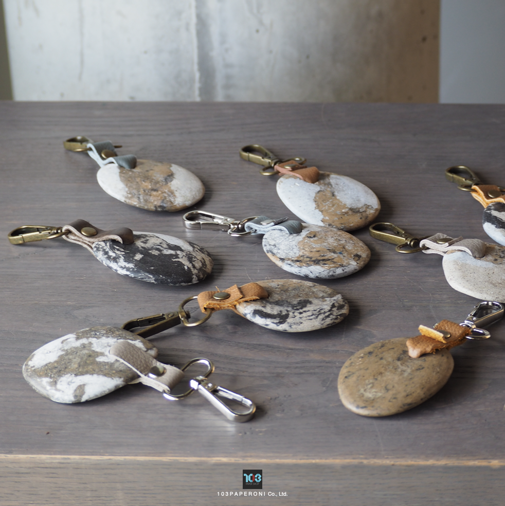 PAPER KEY CHAIN : Our designs give new life to recycled paper and other natural materials, Handmade sculptures , Which is created piece by piece. PAPER KEY CHAIN : Our designs give new life to recycled paper and other natural materials, Handmade sculptures , Which is created piece by piece.