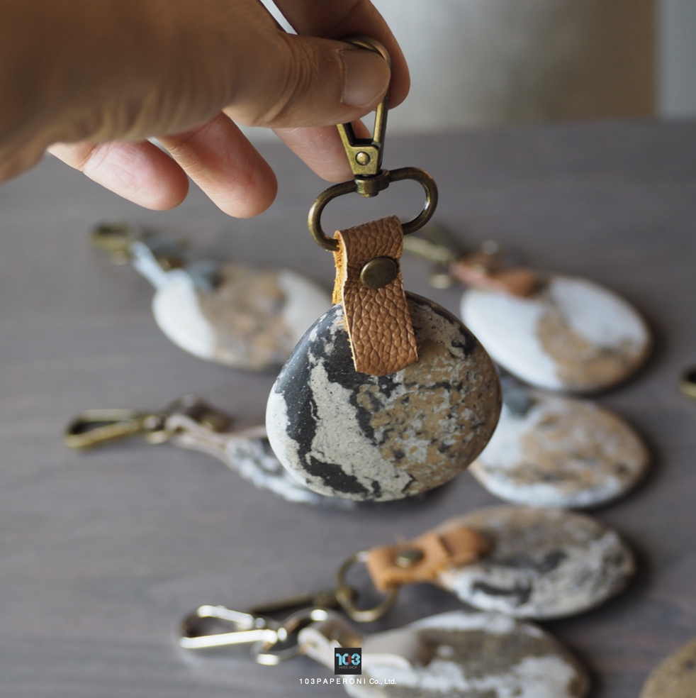 PAPER KEY CHAIN : Our designs give new life to recycled paper and other natural materials, Handmade sculptures , Which is created piece by piece. PAPER KEY CHAIN : Our designs give new life to recycled paper and other natural materials, Handmade sculptures , Which is created piece by piece.